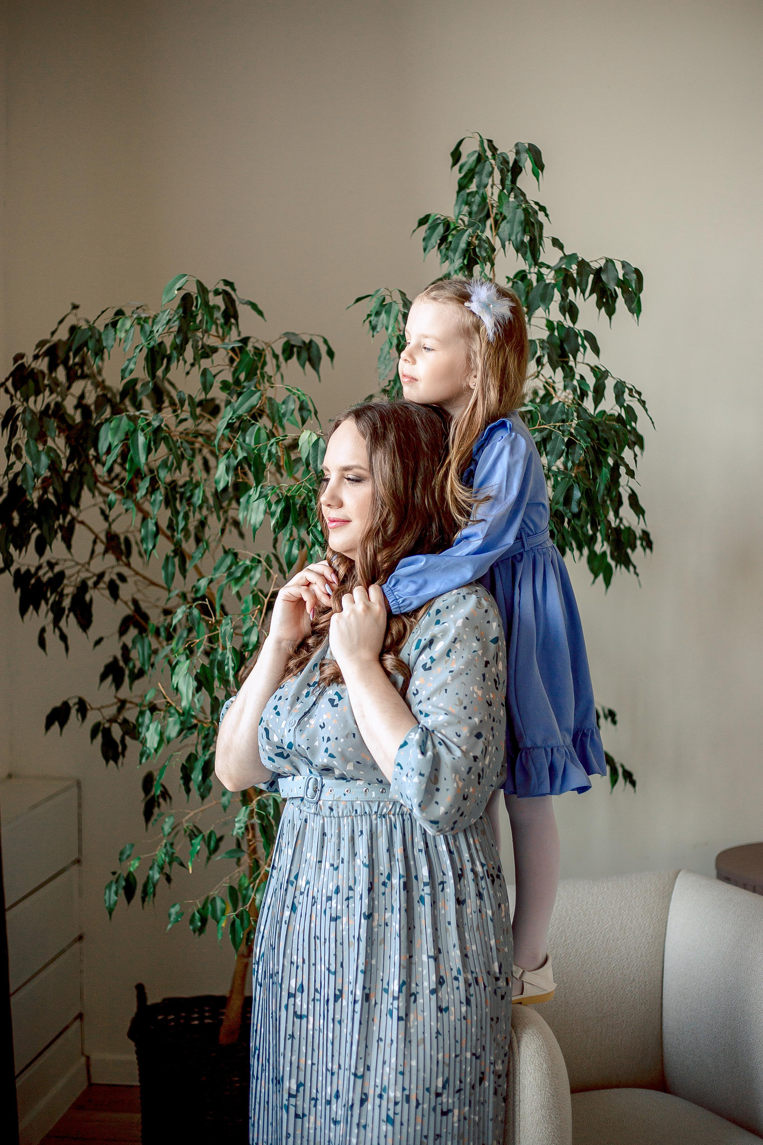 Настюша и мама Катя. Семейный детский фотограф. Фотосессия в Минске