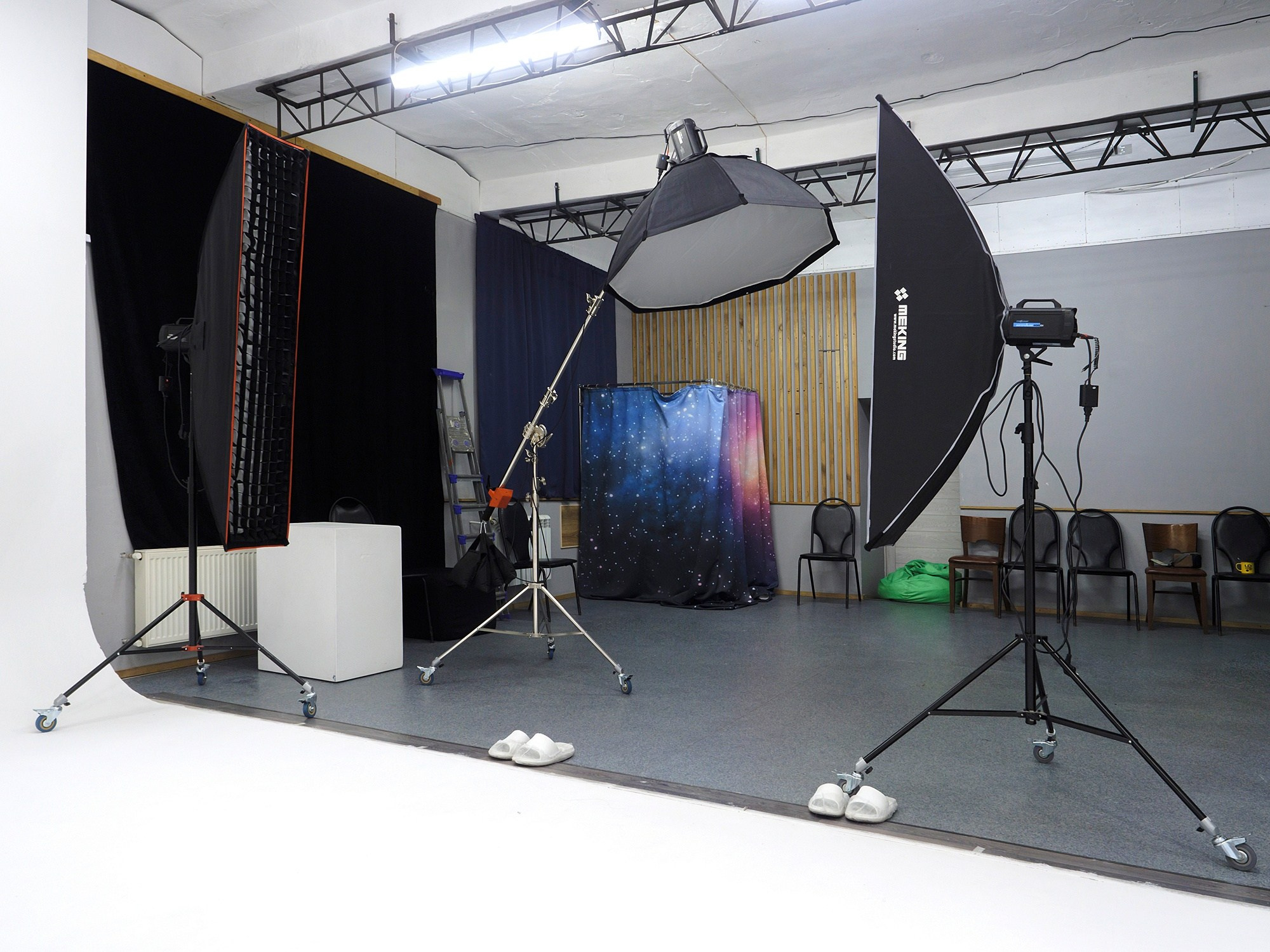 Малый зал. Интерьеры. Фотостудия «Мастерская» г. Челябинск