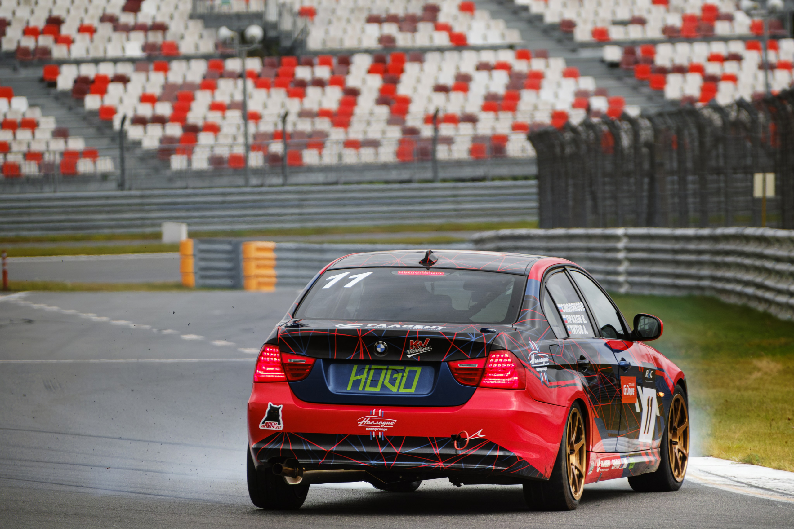 Российская серия гонок на выносливость. Авто и мотоспорт — фотограф Антон Медведев iCoguar