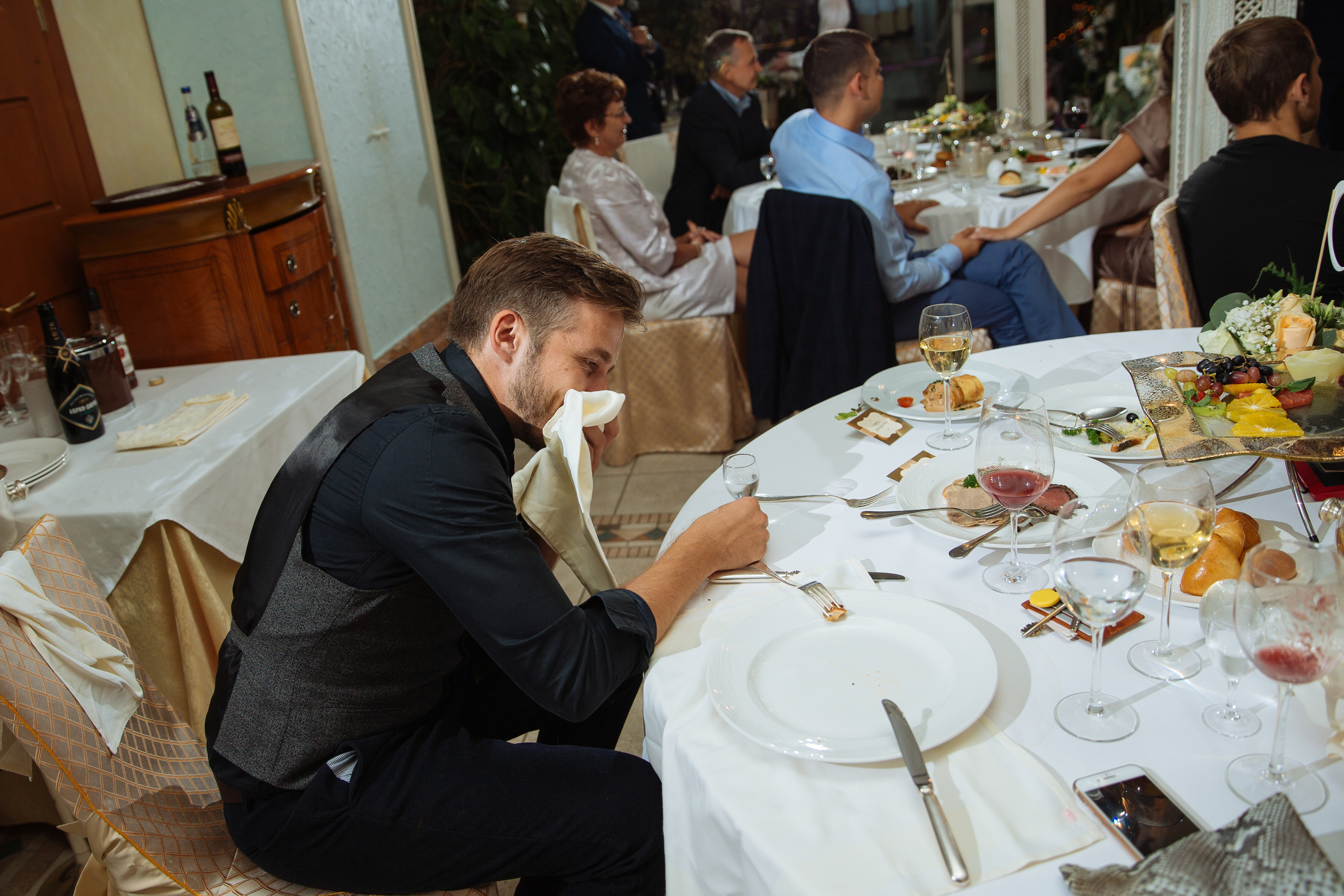 Особый бриллиант. Фотографии с акцентом на широком угле. Портфолио свадебного фотографа. Роман Каргаполов