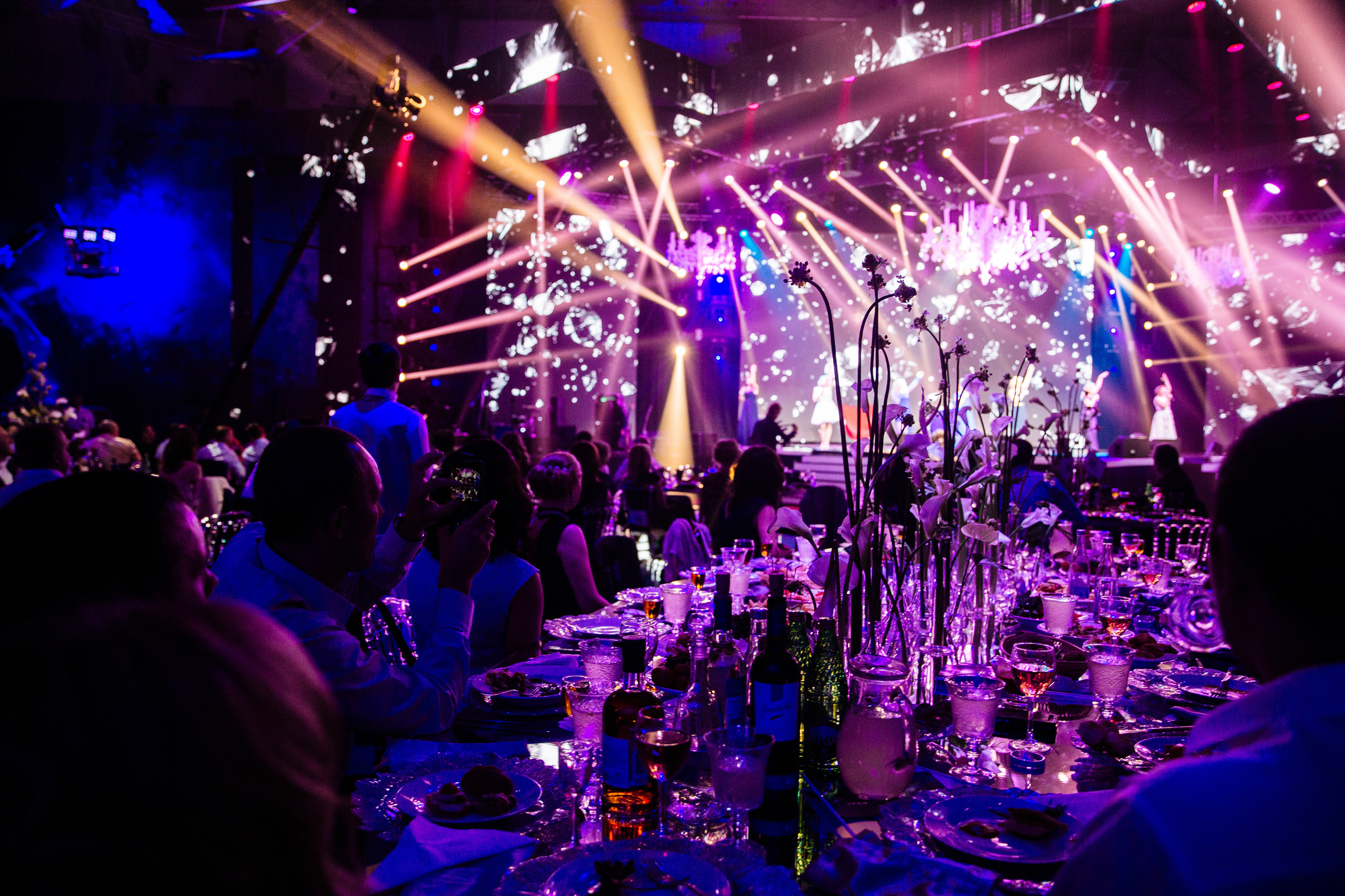 "УралОптИнструмент" 20    лет. Это было феерично!. Портфолио свадебного фотографа. Роман Каргаполов