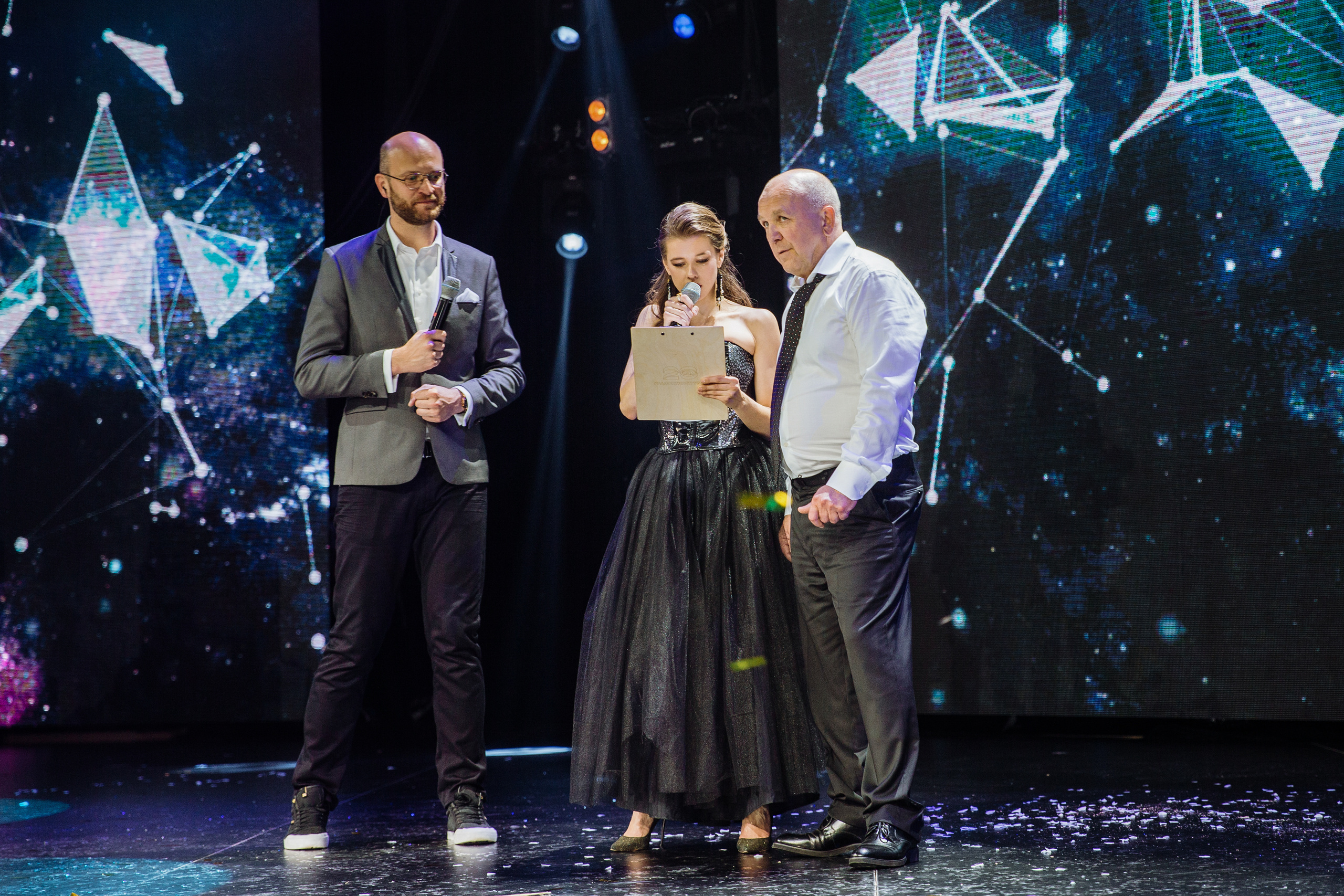 "УралОптИнструмент" 20    лет. Это было феерично!. Портфолио свадебного фотографа. Роман Каргаполов