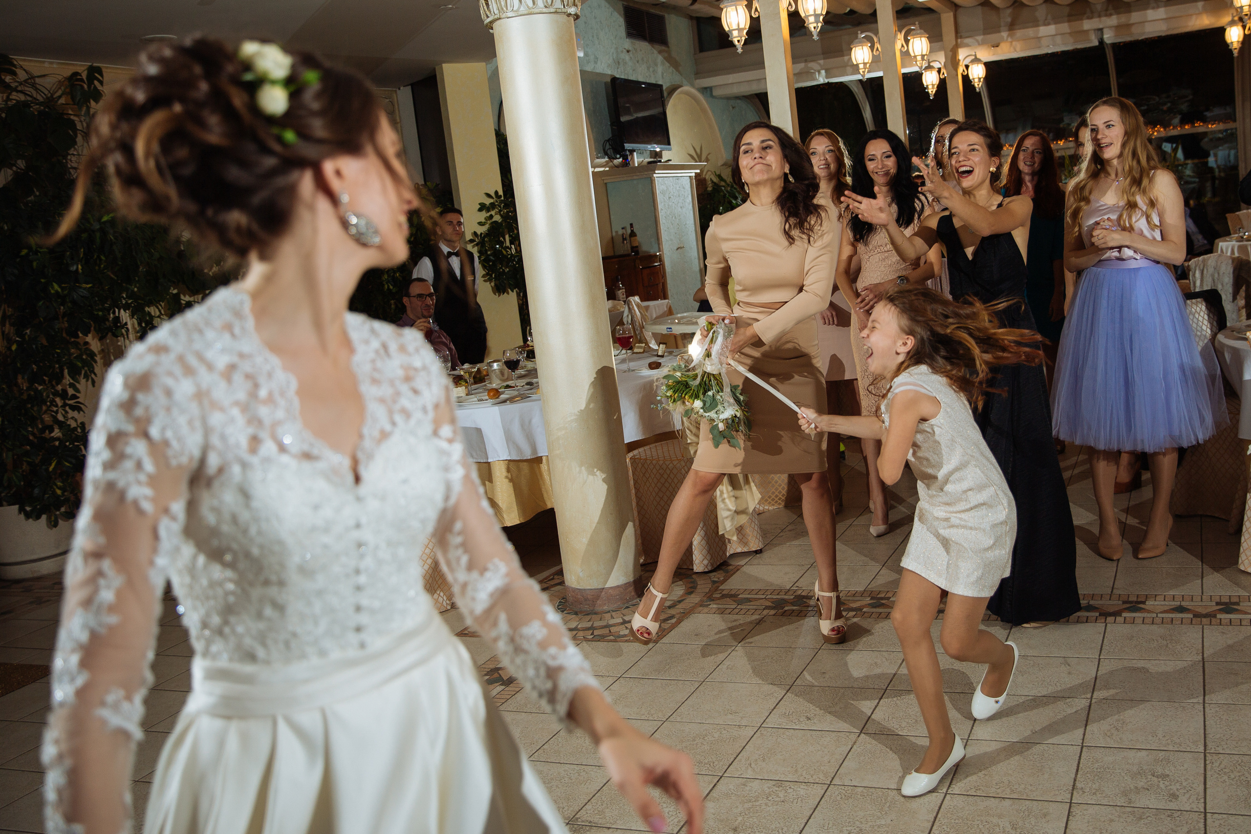 Особый бриллиант. Фотографии с акцентом на широком угле. Портфолио свадебного фотографа. Роман Каргаполов