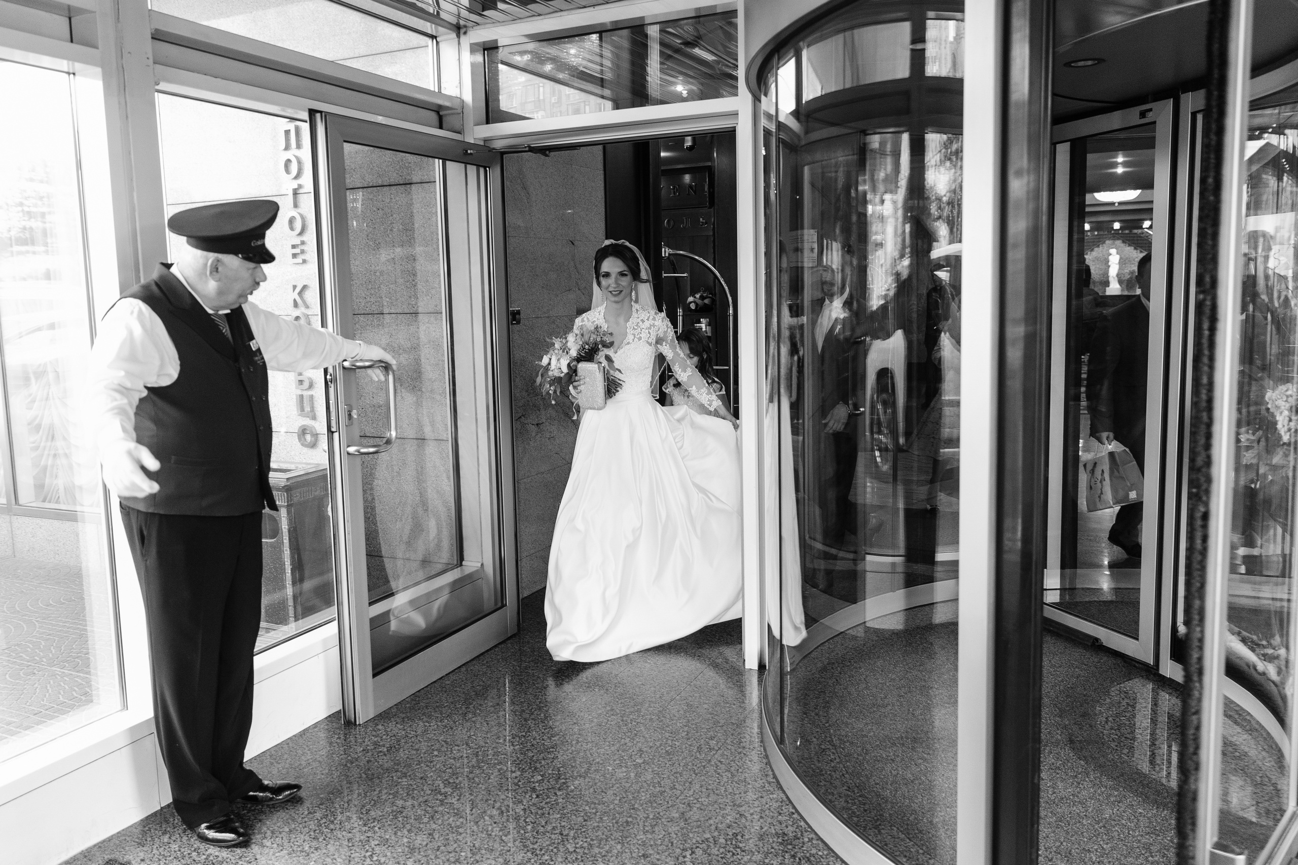 Особый бриллиант. Фотографии с акцентом на широком угле. Портфолио свадебного фотографа. Роман Каргаполов