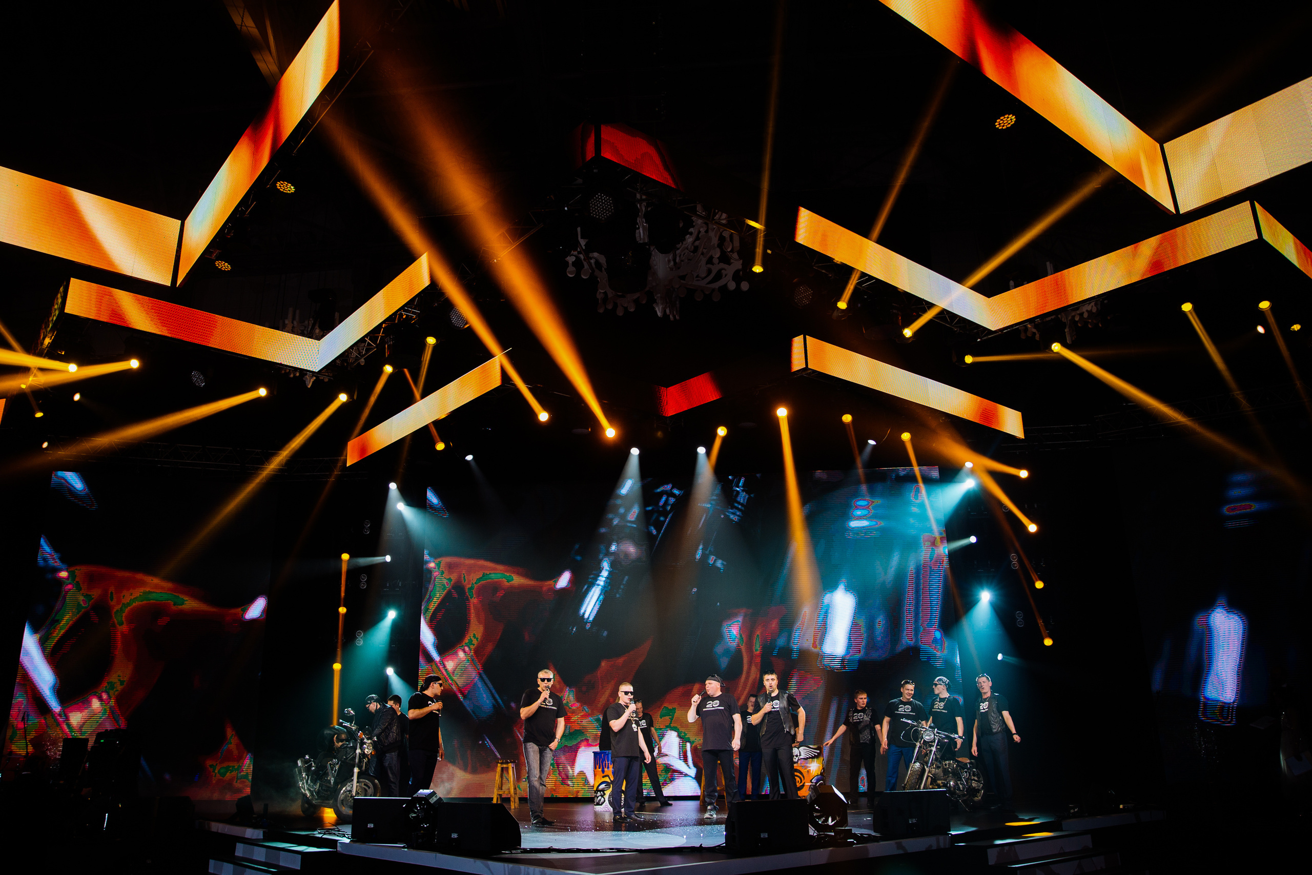 "УралОптИнструмент" 20    лет. Это было феерично!. Портфолио свадебного фотографа. Роман Каргаполов