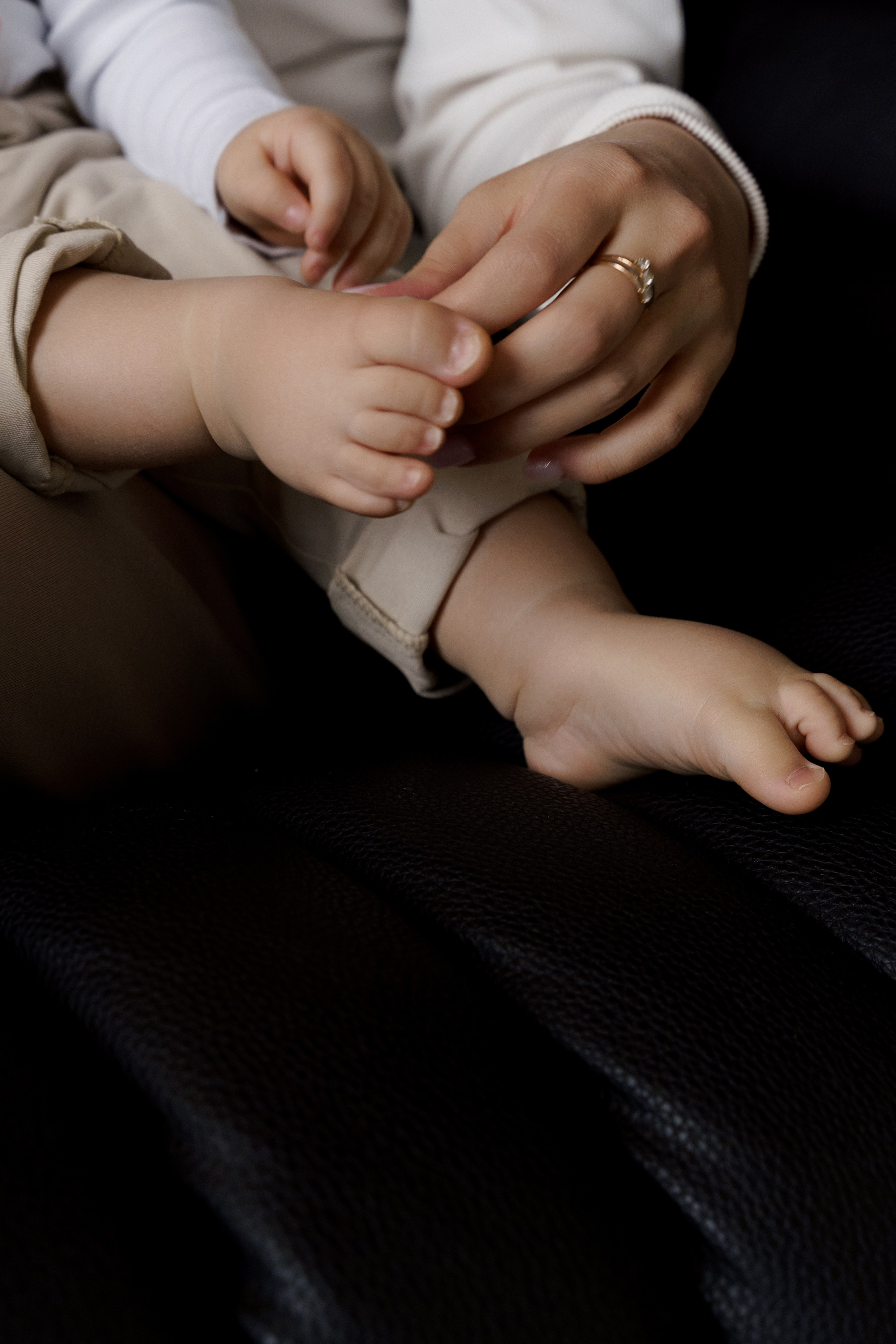 Первый годик. Моменты и истории о вас настоящих