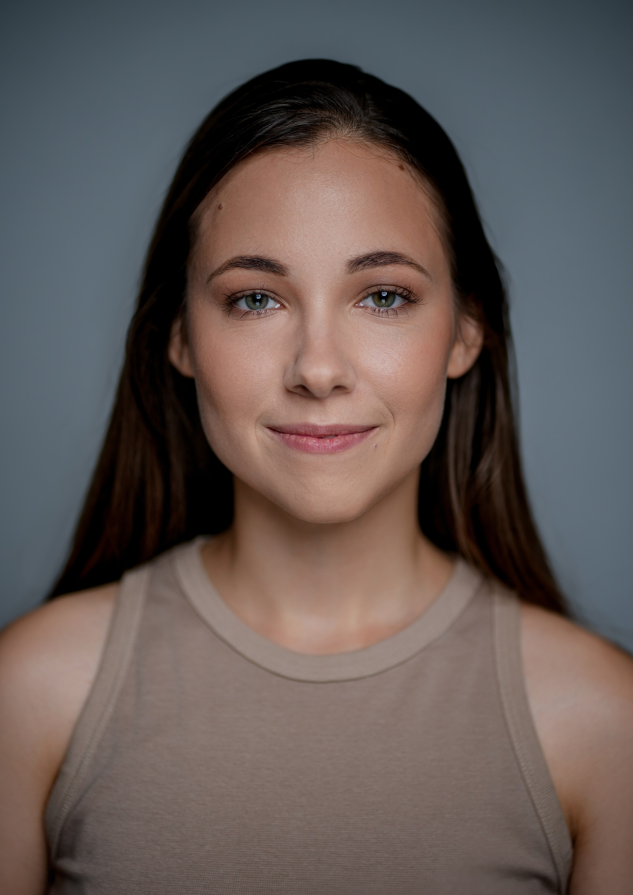 Актриса Анна Соложенцева. Портретная съемка в Москве, студийный фотограф Игорь Фомин