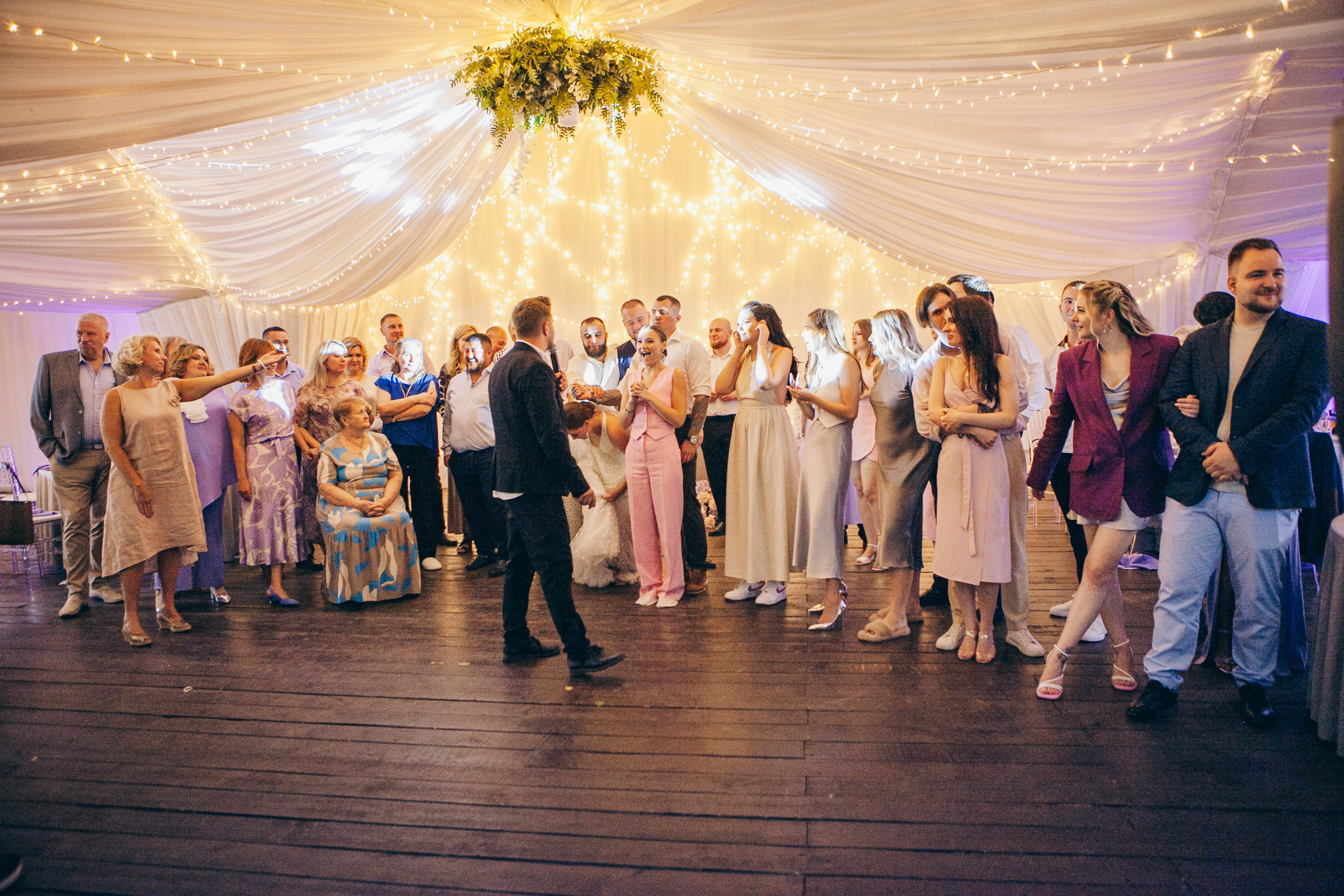 Свадебная фотосессия в отеле hartwell hotel и на патриарших прудах. Фотограф Ольга Ефремова