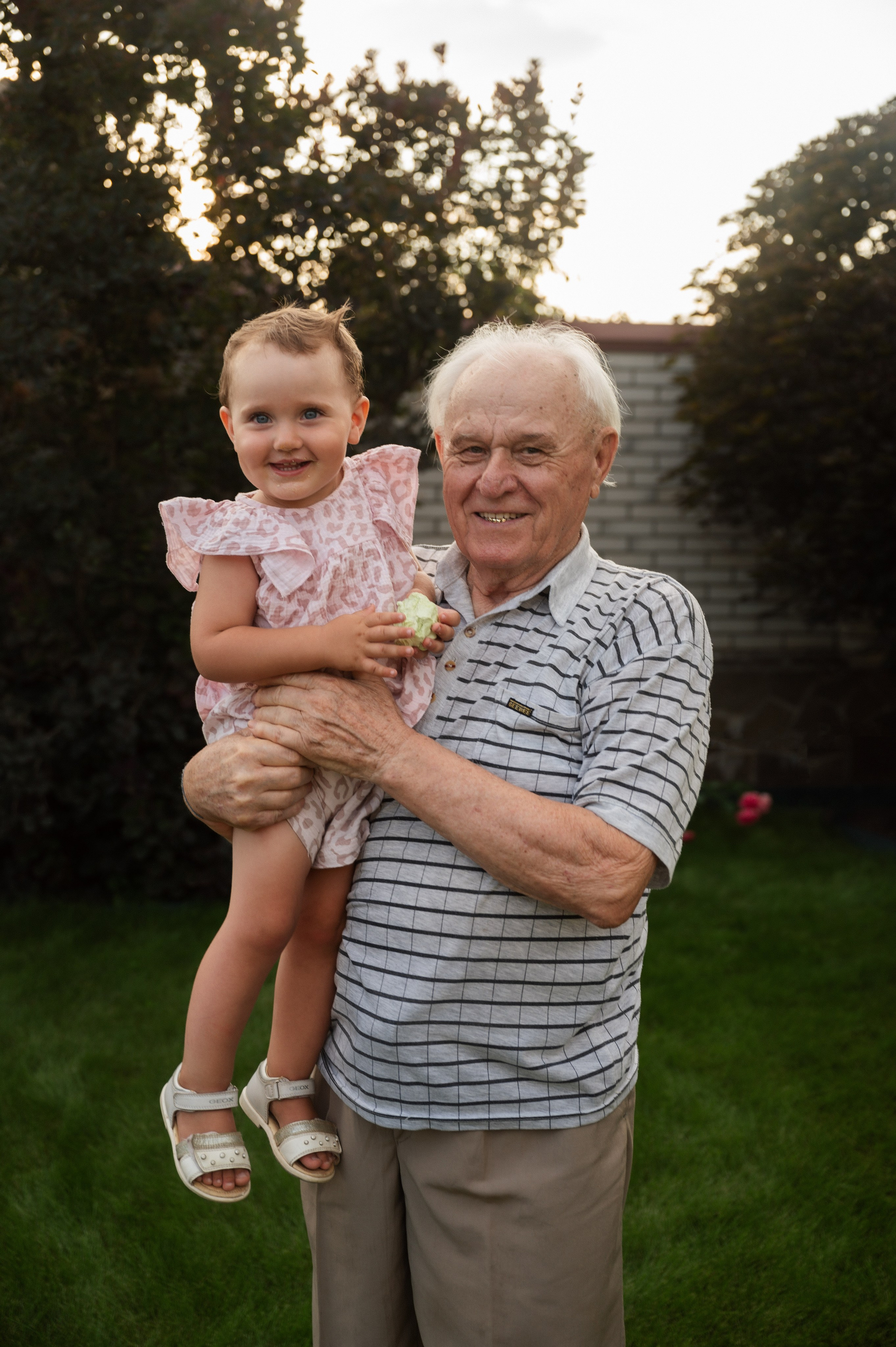 Семейная с правнучками. Фотограф Алёна Мил