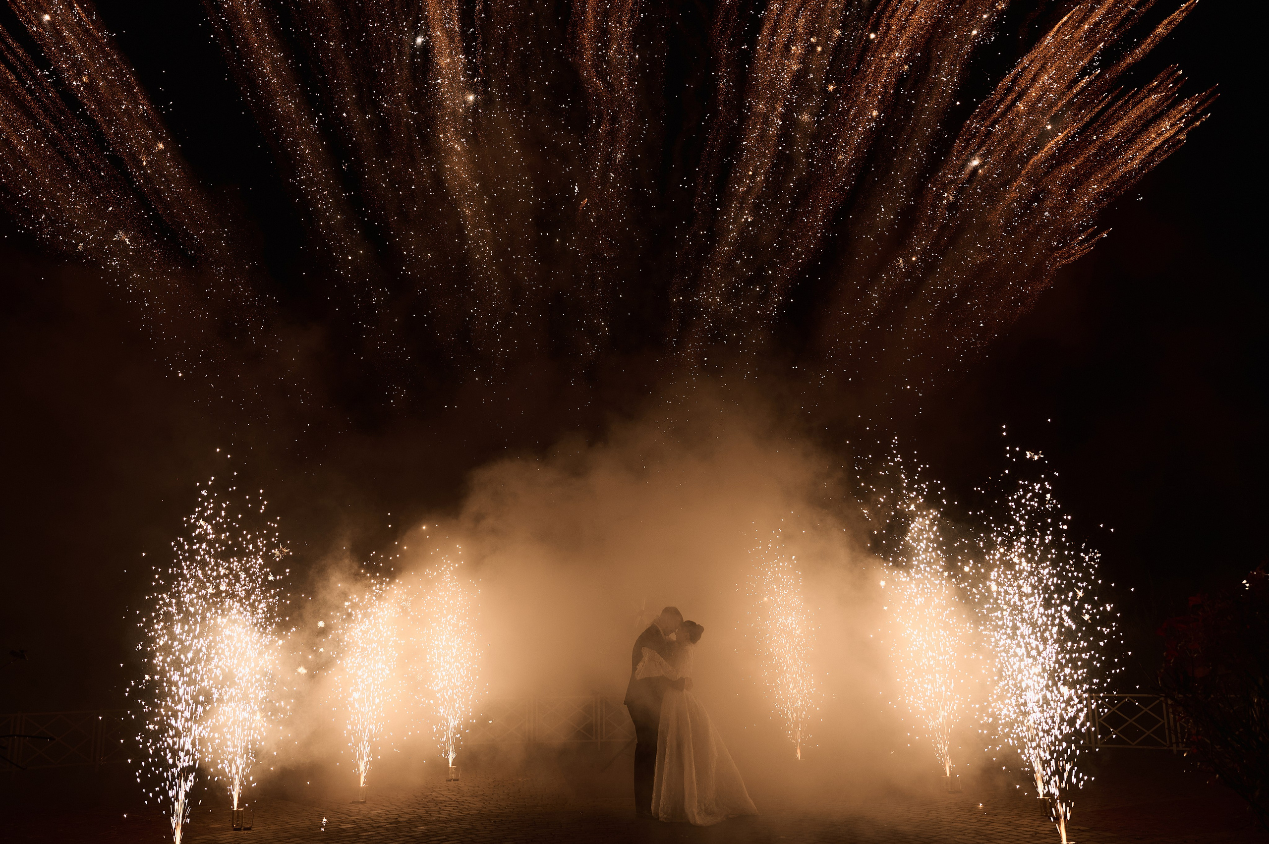Свадебный фотограф в Брянске - фотограф на свадьбу. Свадебный и портретный фотограф в Брянске Скепская Лилия