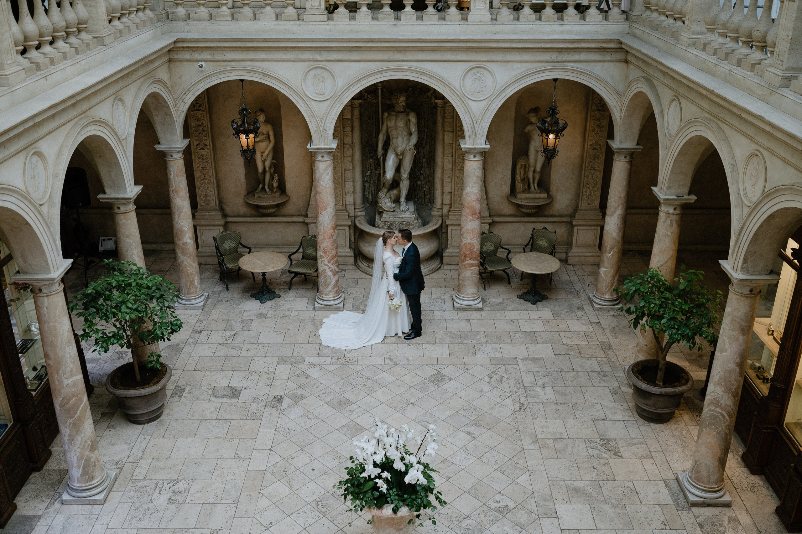 Свадебная фотосессия в московском ресторане Турандот