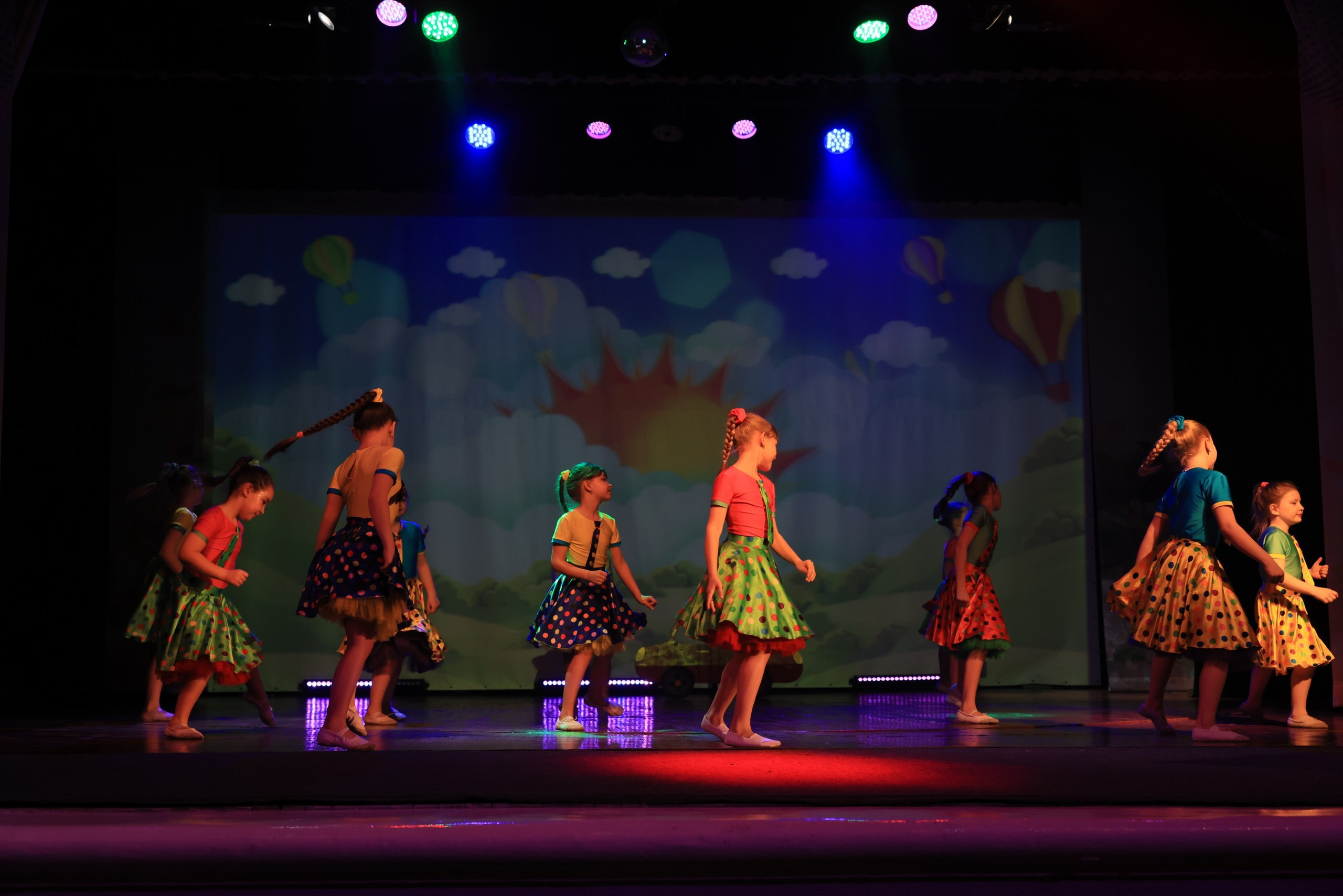 Концерт к 8 Марта в ДК «Металлург» г. Тула. Фотограф в Туле Крупский АнДРей. Фотостудия «КАДР71» в Туле