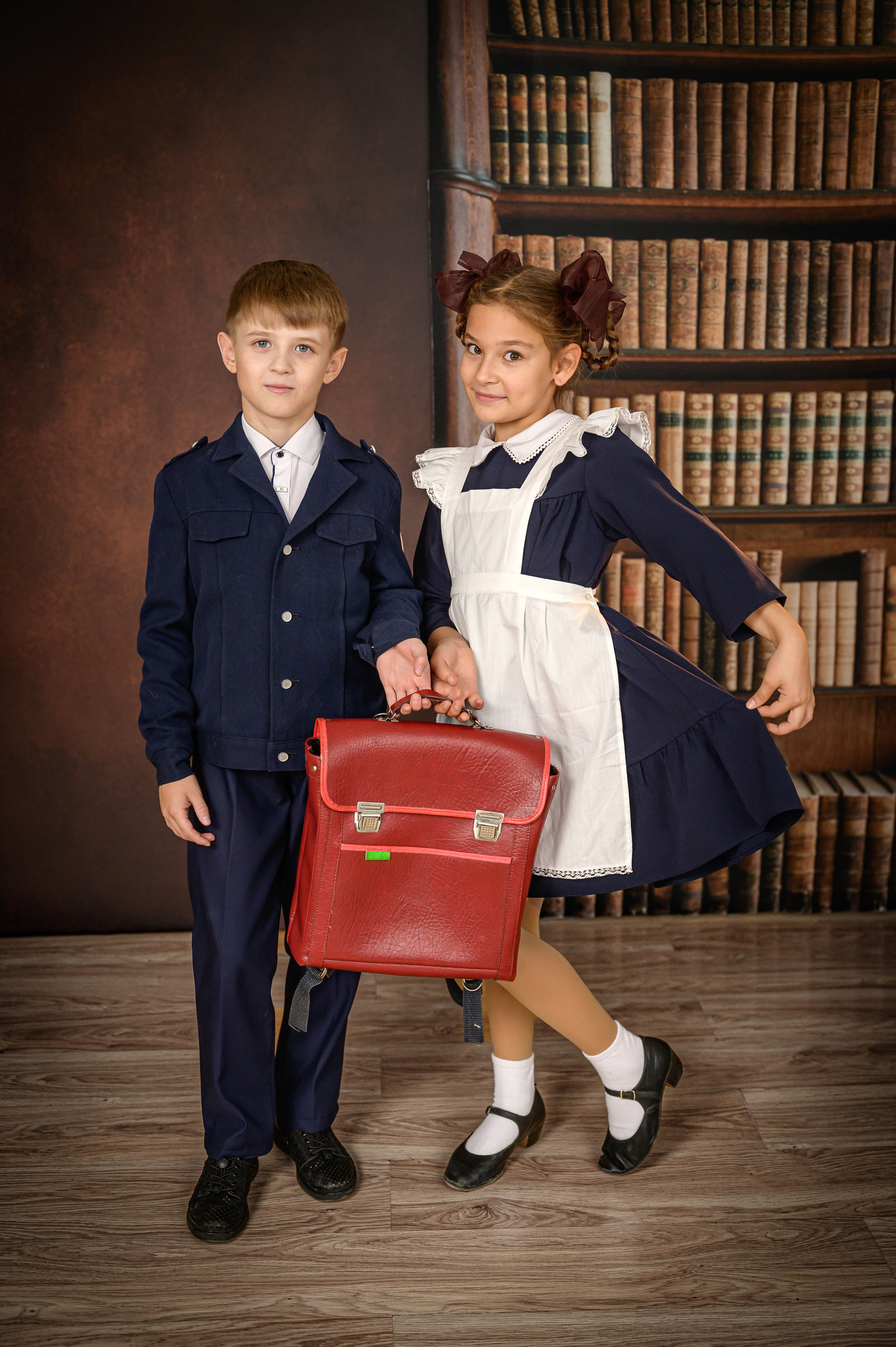 Школьные фотосессии. Школьный и детский фотограф в Новосибирской области