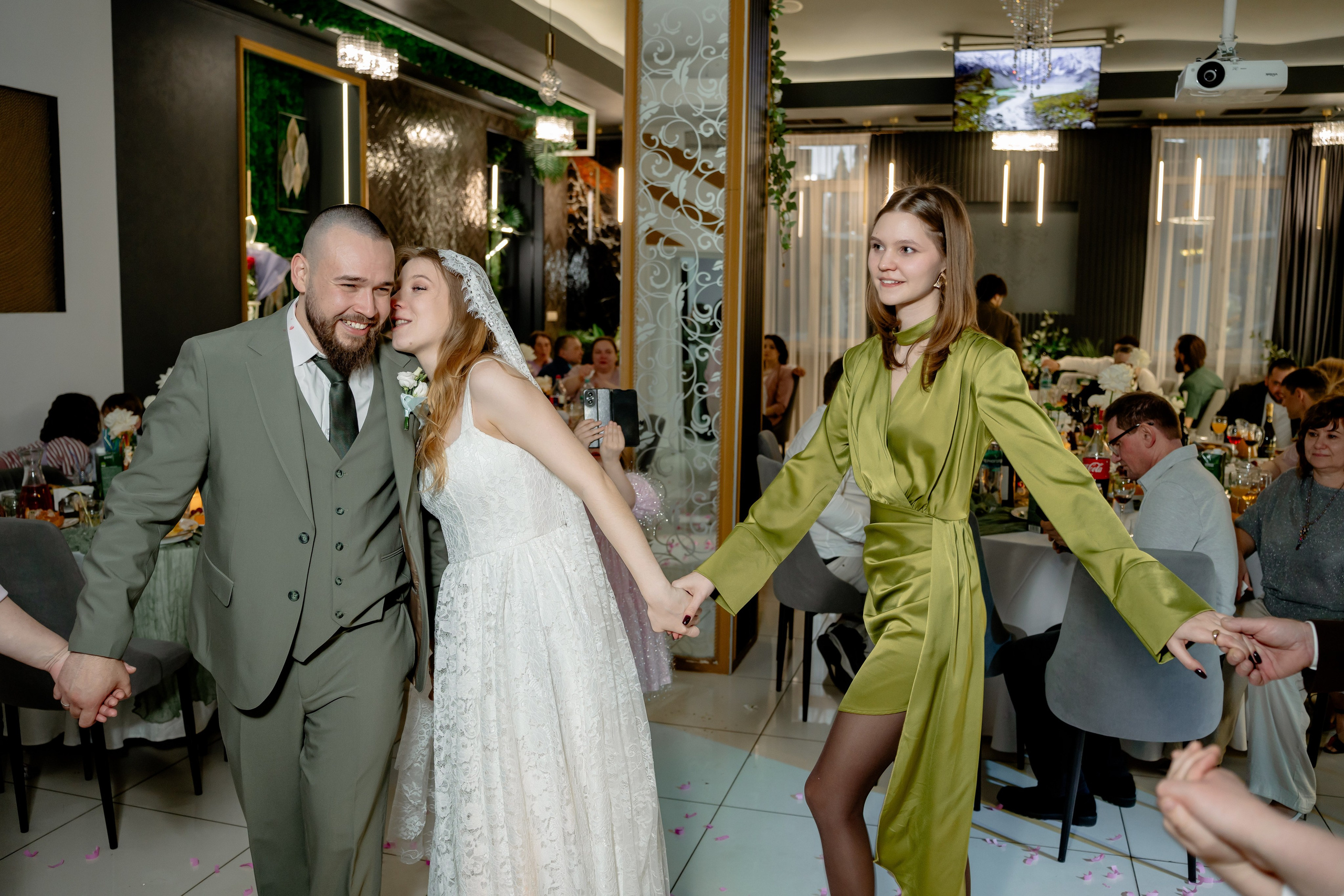 Ярослав и Дарья. Регистрация и банкет. Фотограф и видеограф в Москве и Московской области Мария Вишня