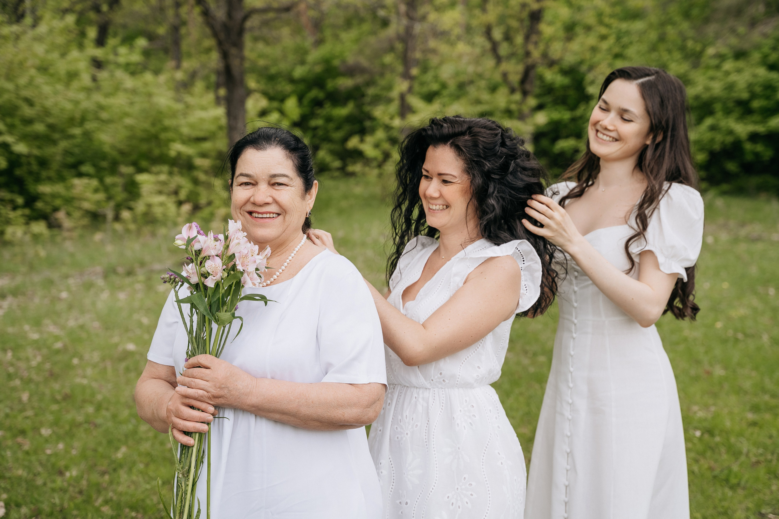 Две дочери две мамы две сестры. Свадебный семейный фотограф Ксения Божко Уфа Раевка никах в Нарыстау