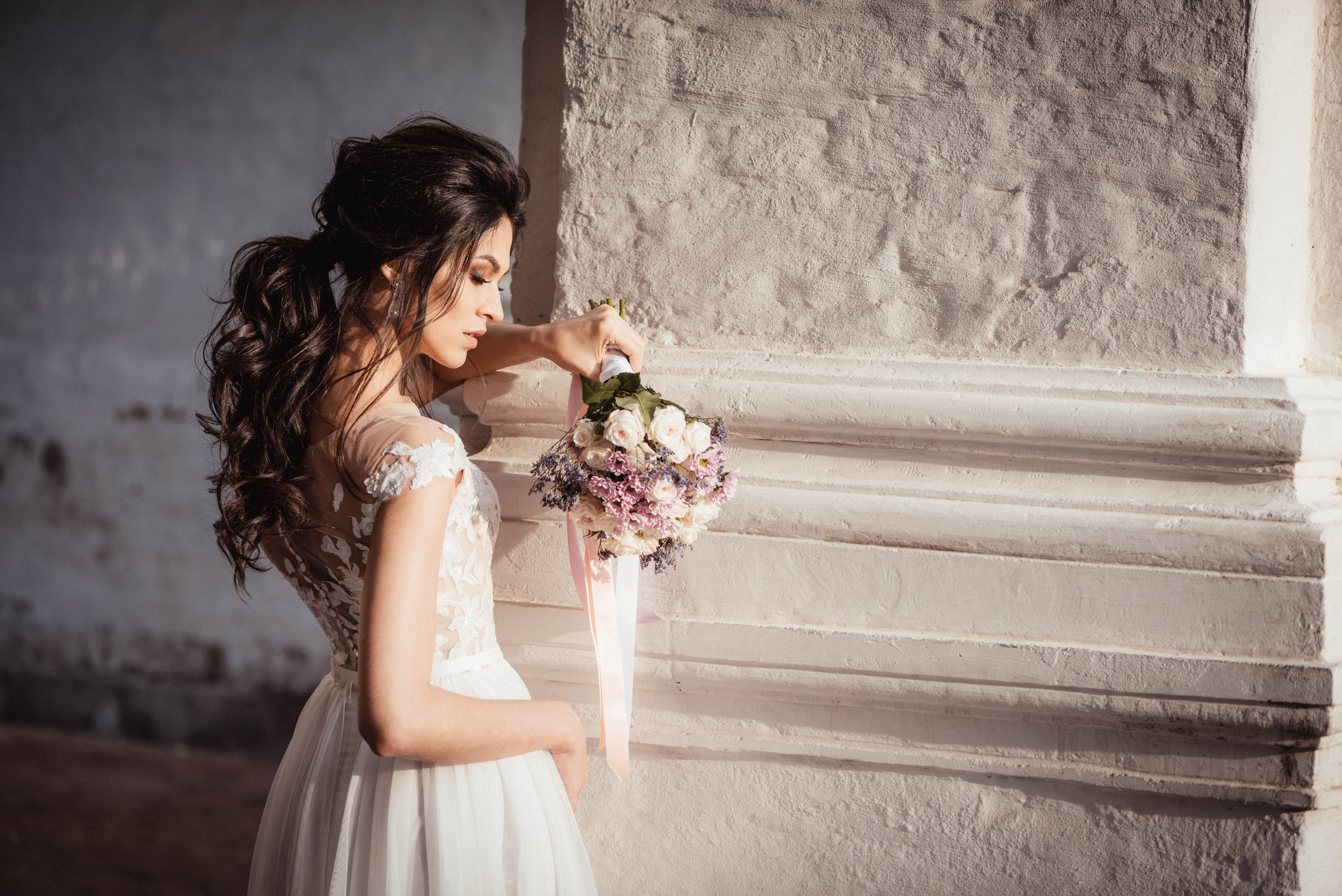 Свадебные прически. Юлия Штовбань — ваш визажист и стилист по волосам в Москве