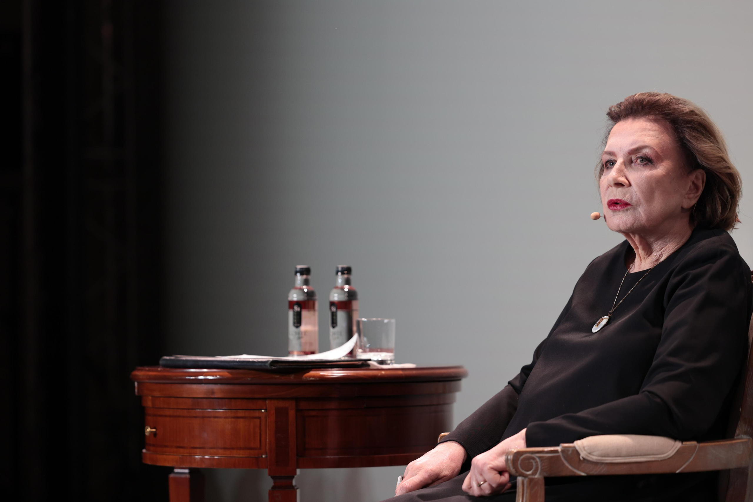 Алла Демидова. Москва, улицы, театр и артисты, друзья и мир фото Владимир Кашицин