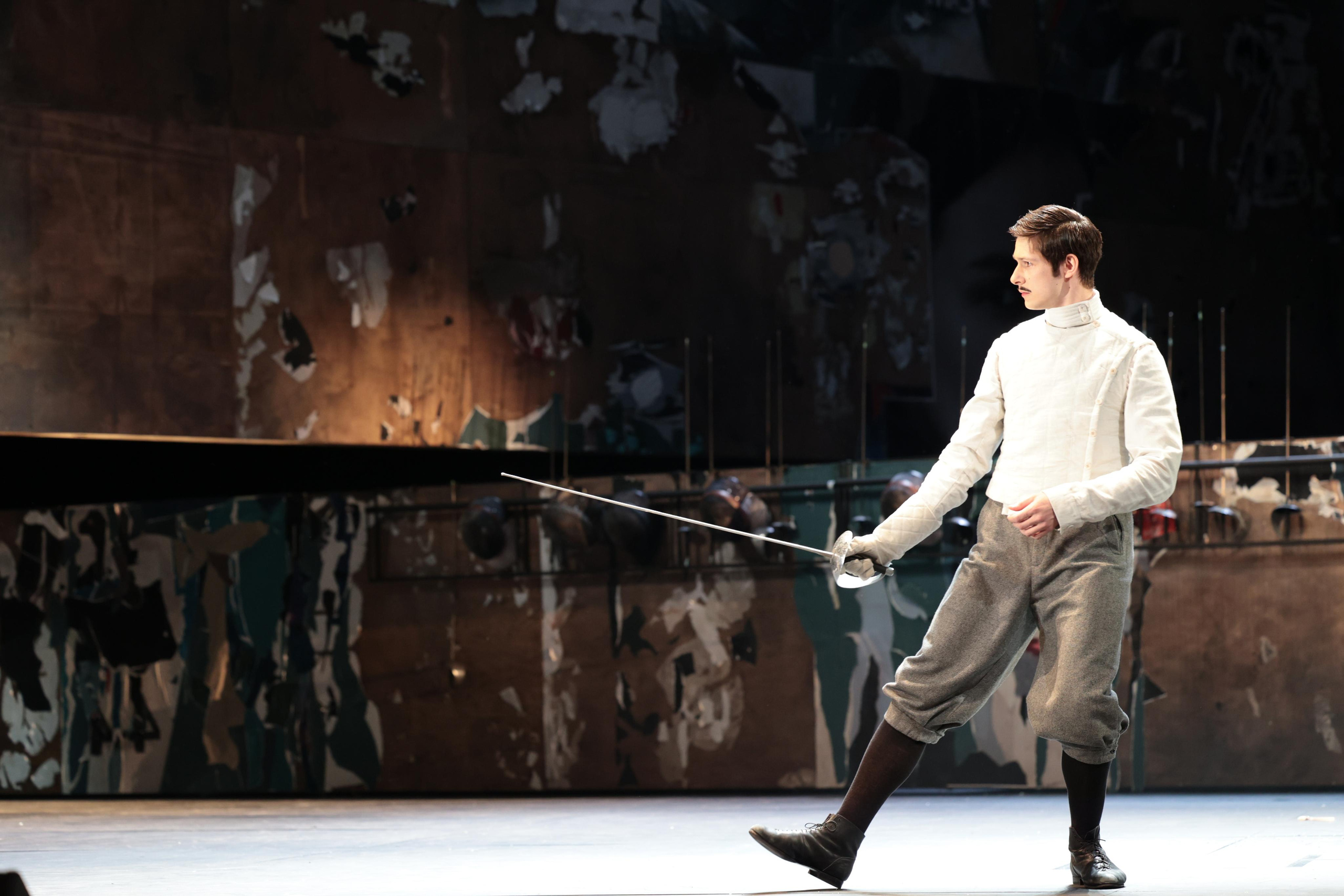 «СИРАНО ДЕ БЕРЖЕРАК». МХТ им. А. П. Чехова. Москва, улицы, театр и артисты, друзья и мир фото Владимир Кашицин