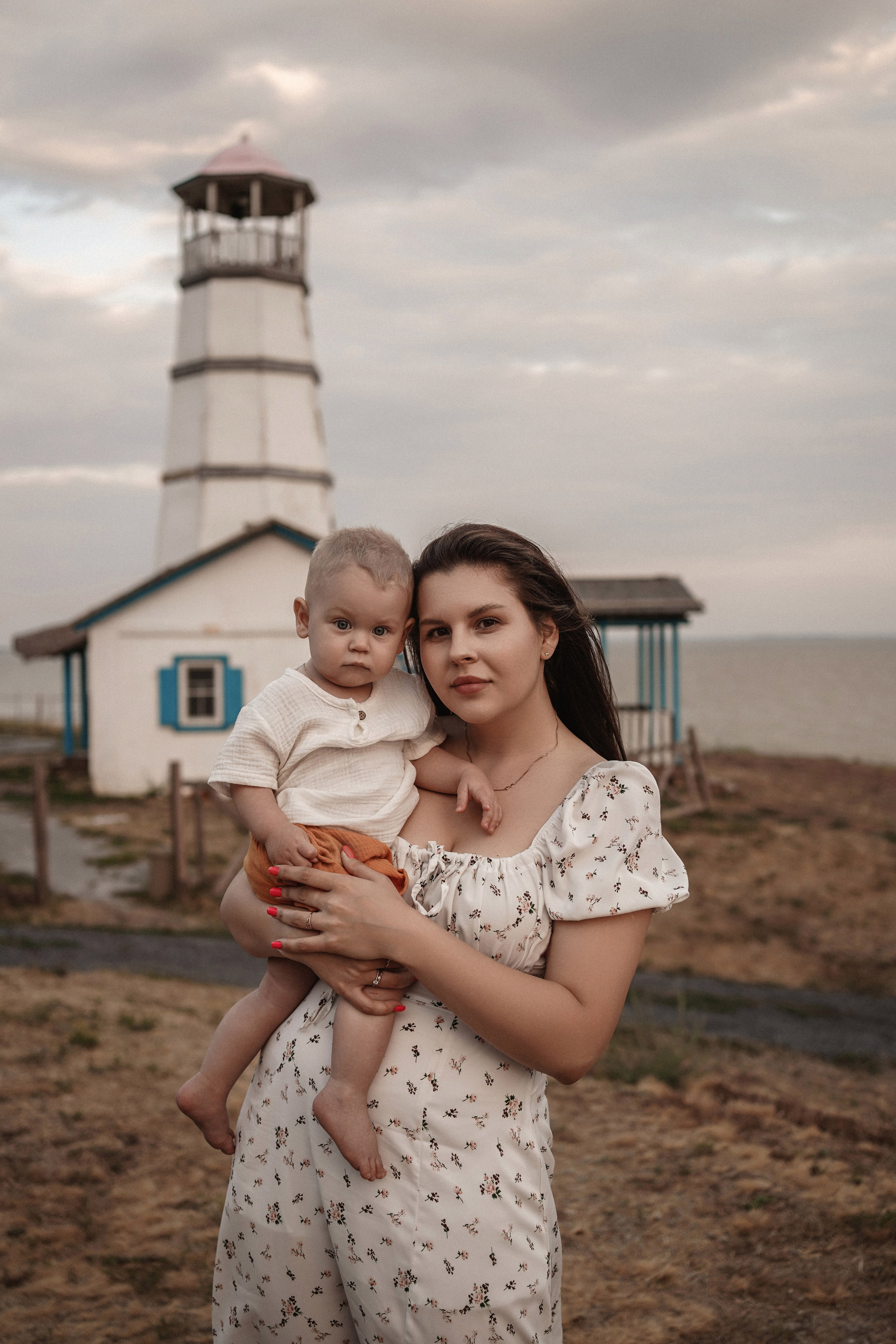 Семейный фотограф в Ростове-на-Дону и Батайске. Фотосессия на Маяке в Мержаново. Свадебный фотограф в Ростове-на-Дону. Таинство Крещения и Венчания, семейные фотосессии. Алёна Чёботова