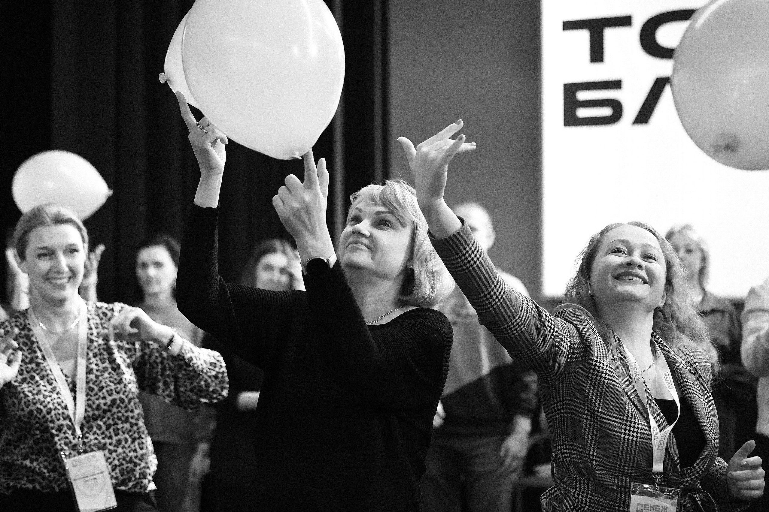 СЕНЕЖ. Публичные коммуникации лидеров. Фотографирую масштабные события, людей и их истории по всему миру. Константин Трубников