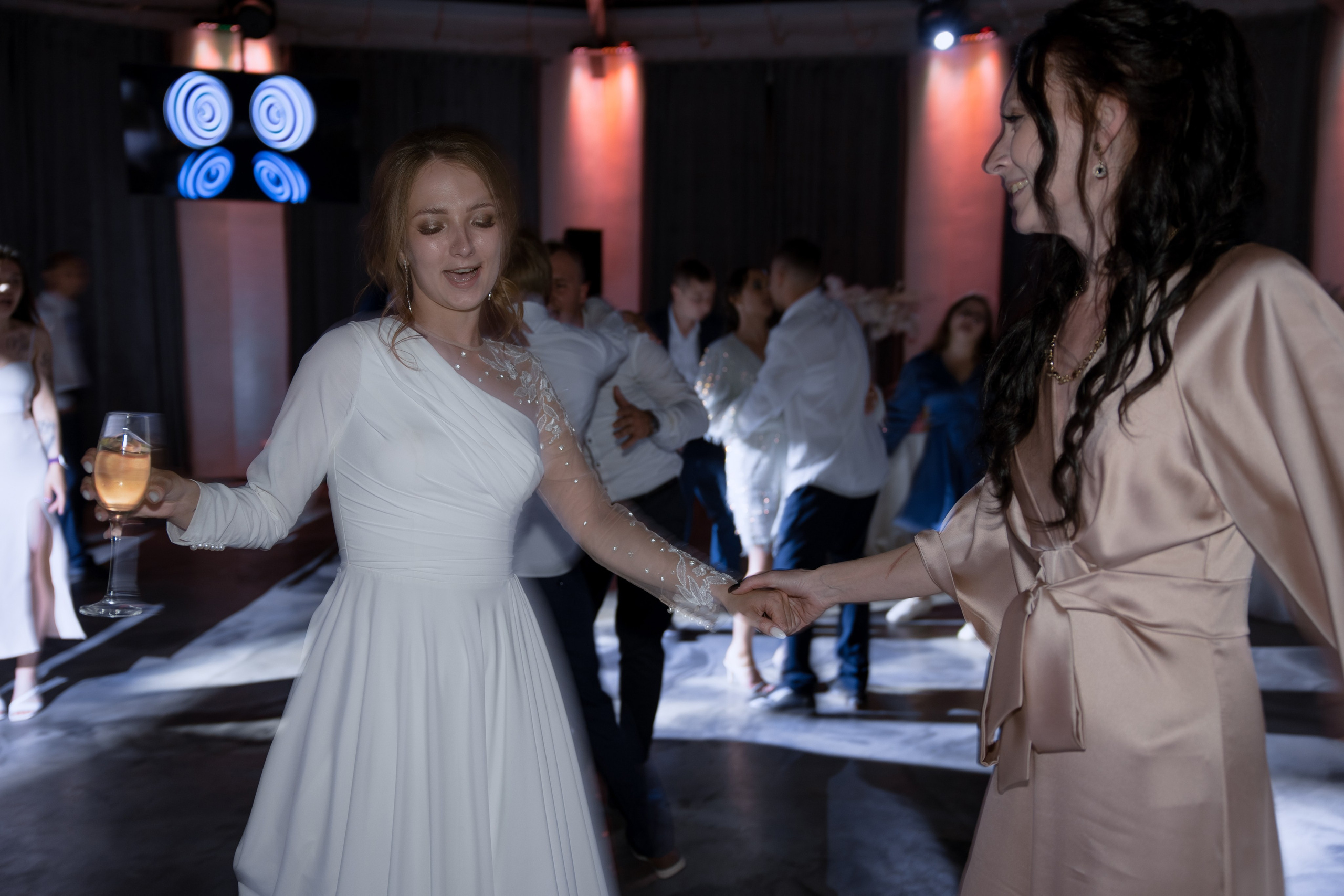 Илья и Кристина. Свадебный фотограф в Санкт — Петербурге и Ленинградской о