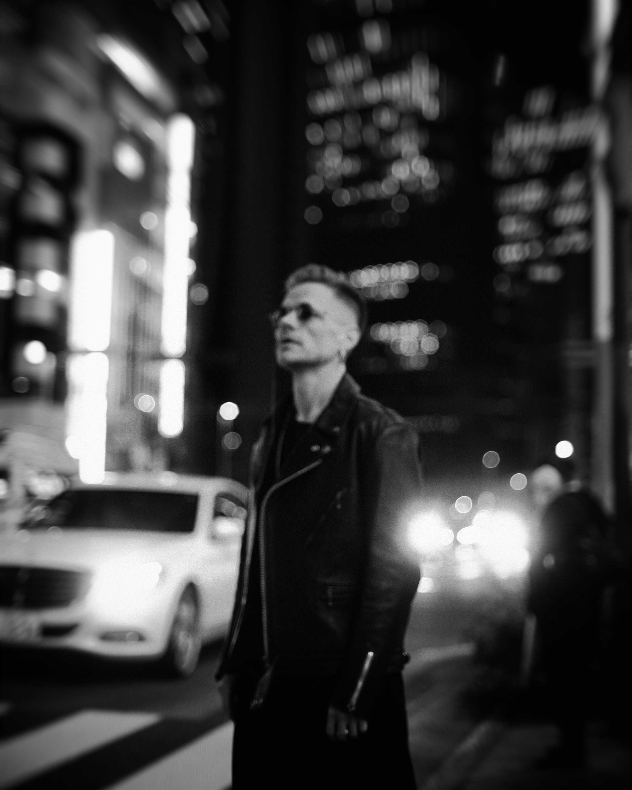 Mikhail. Photographer in Tokyo Anatolii Ozarto