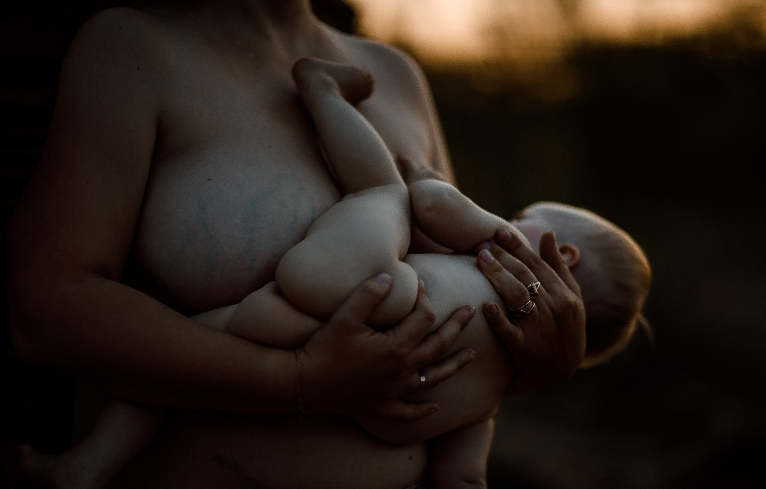 Грудное кормление. Фотограф материнства и таинства кормления Екатерина Кузьмин