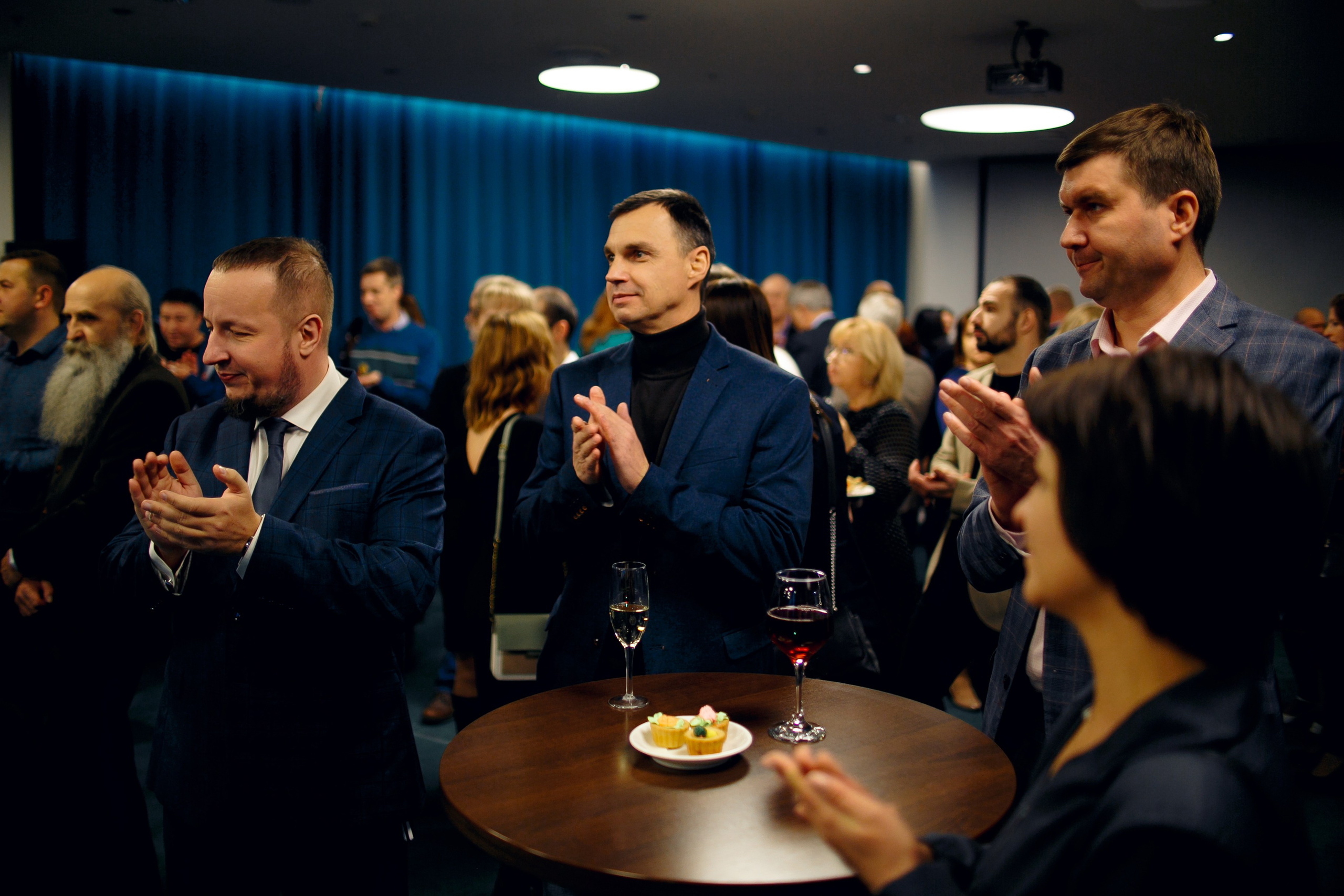 Банкет в гостинице «Космос». Ваш репортажный фотограф Артемий Антонов