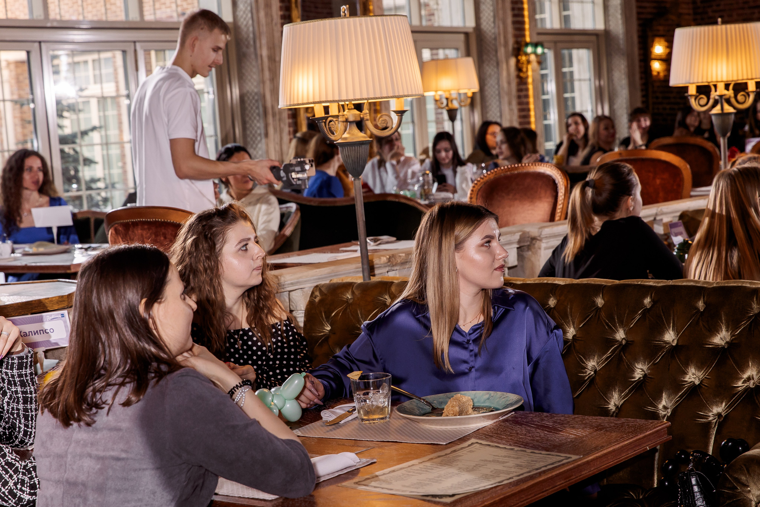 Караоке квиз-девичник. Свадебный и семейный фотограф в Челябинске Юлия Ишимова