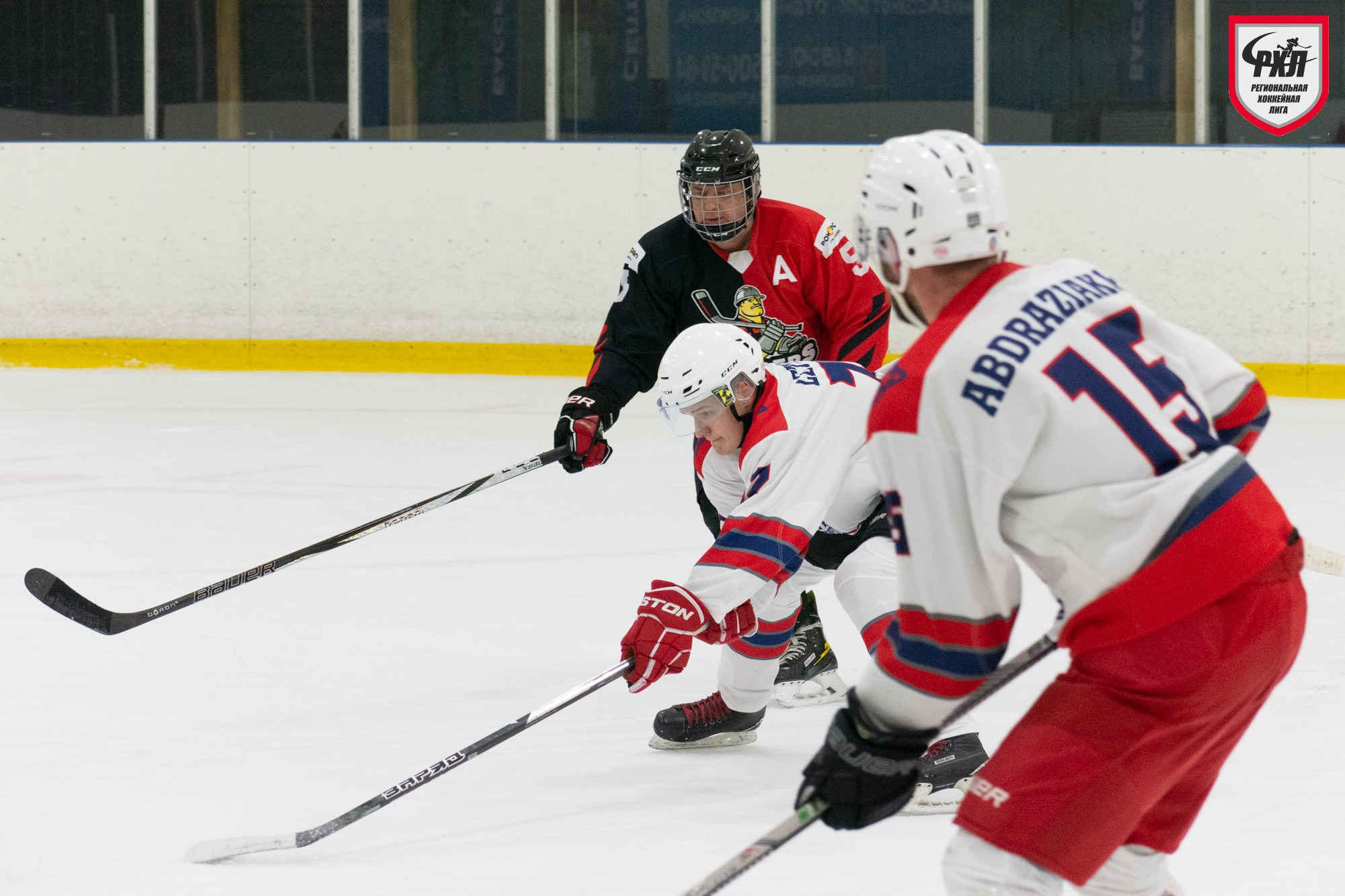 Хоккей. Фотограф Максим Буряк