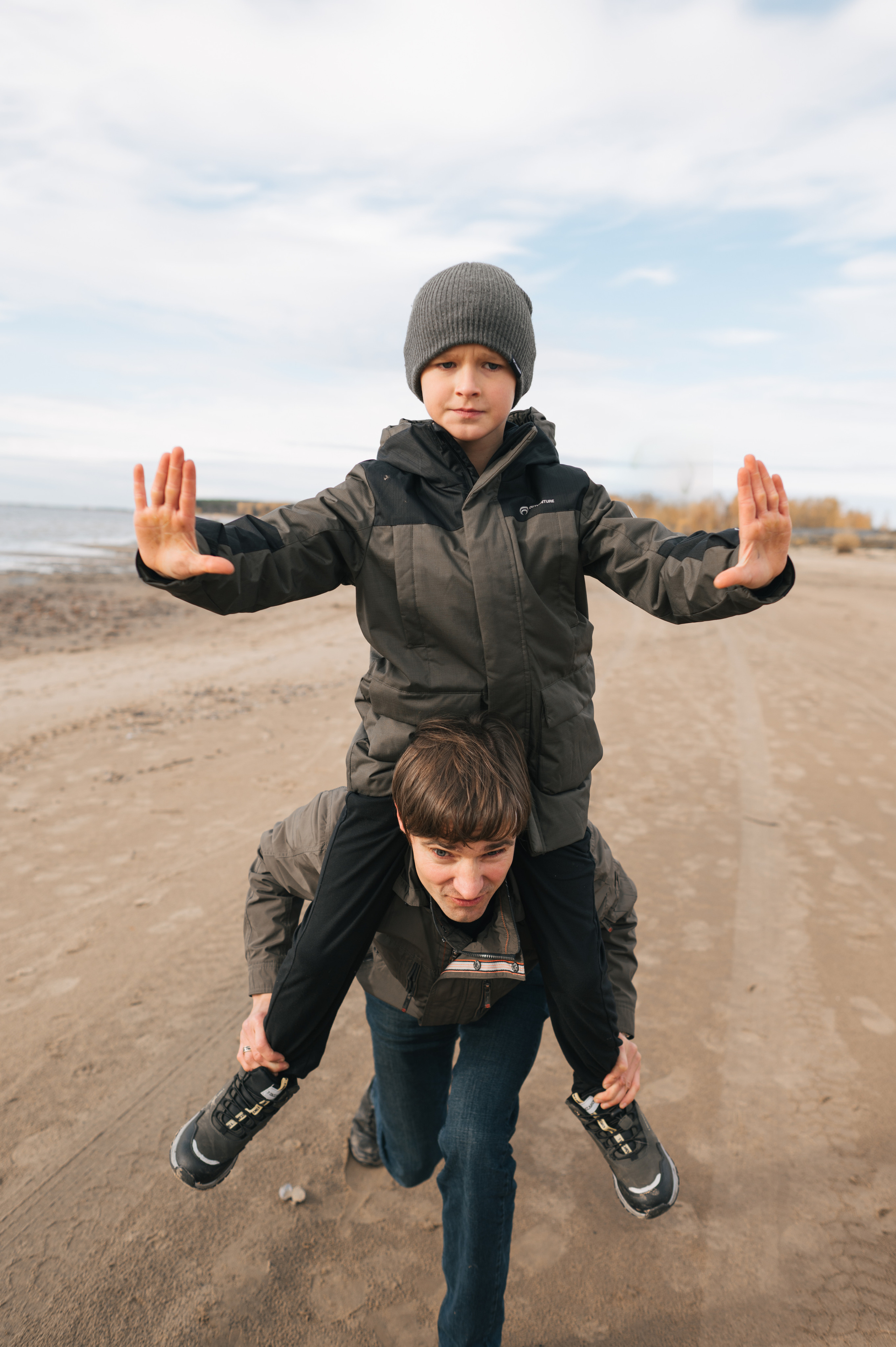 Рядом с нами луна. Фотограф Параничева Ольга Череповец