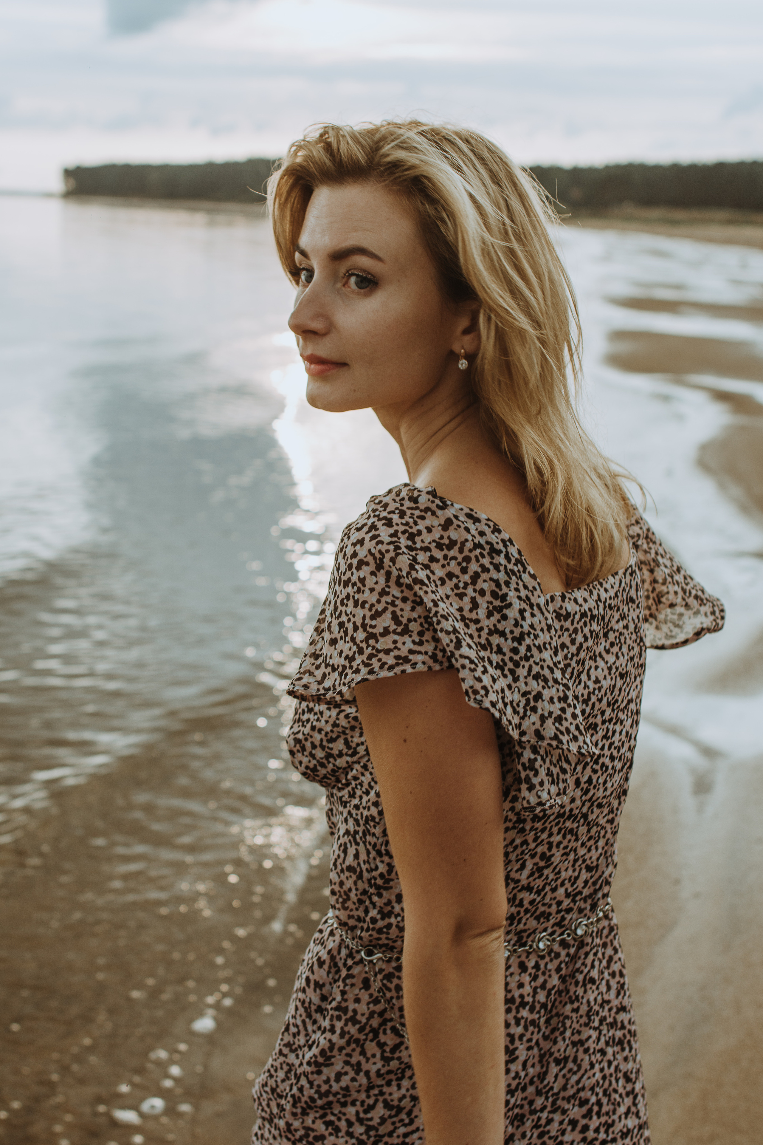 На берегу ловили ветер. Фотограф Параничева Ольга Череповец