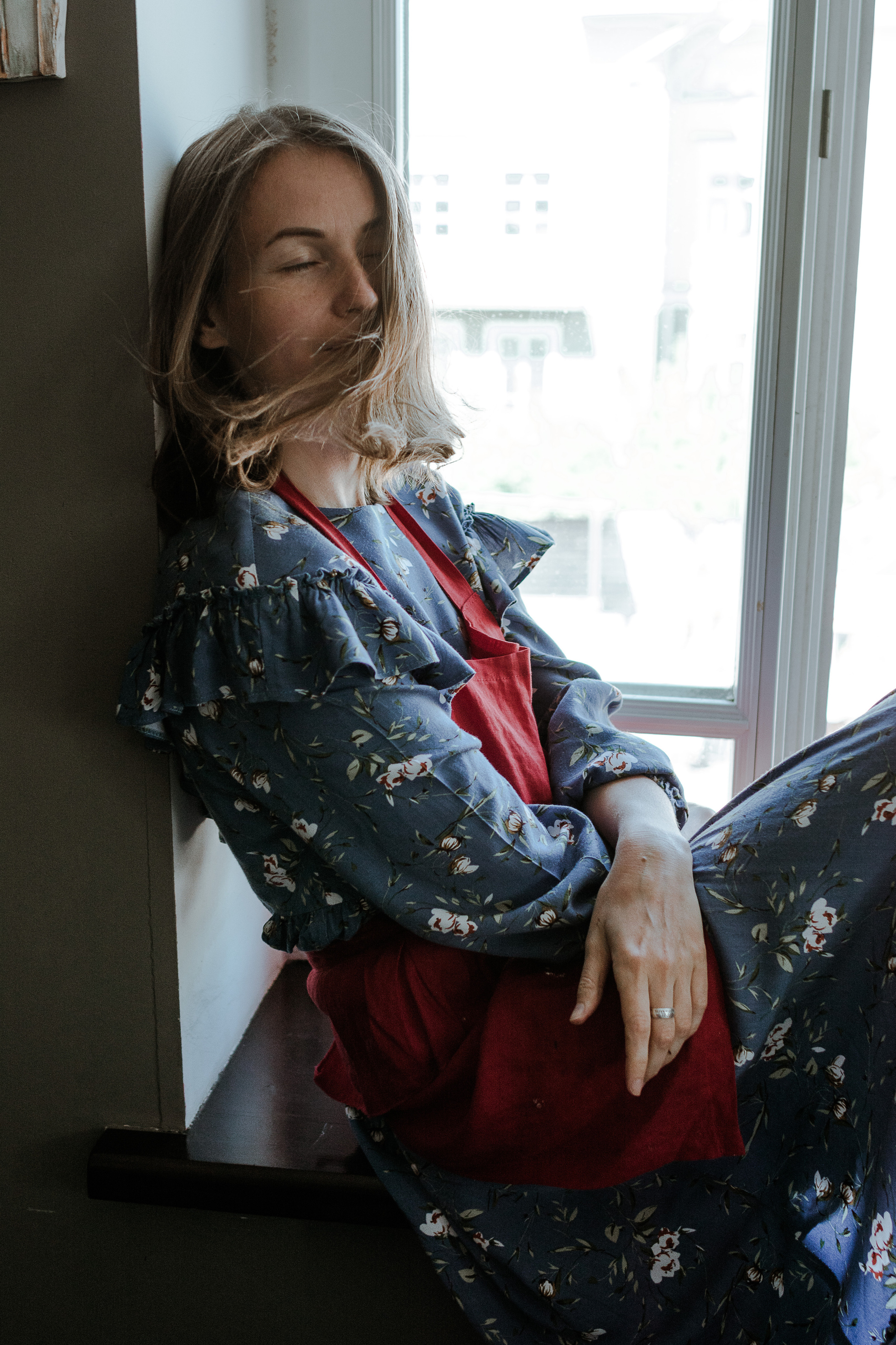 Лена и ее волшебная мастерская. Фотограф Параничева Ольга Череповец