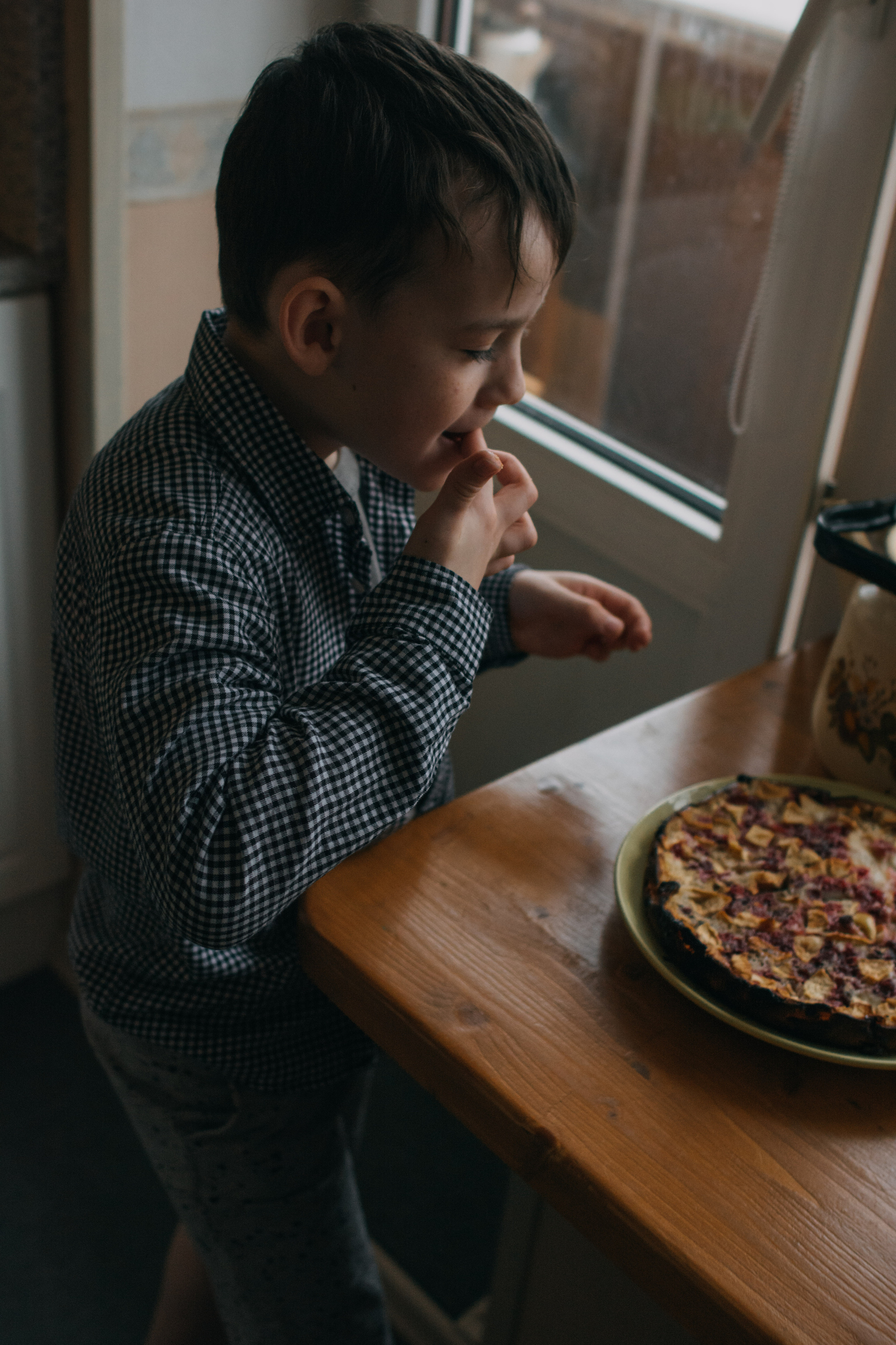 Сладкий запах пирога и новогодняя елка. Фотограф Параничева Ольга Череповец