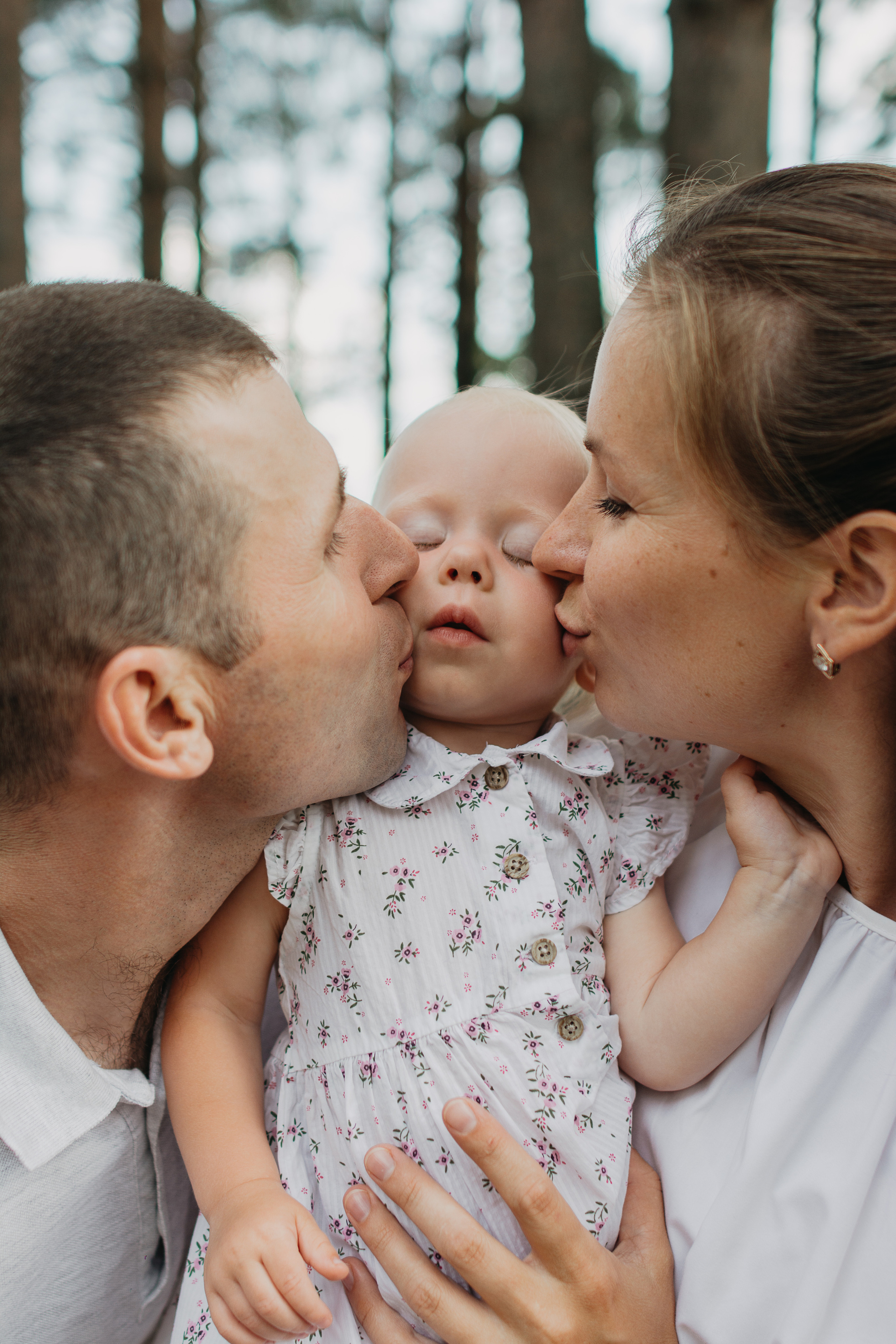 По сосновым иголкам…. Фотограф Параничева Ольга Череповец