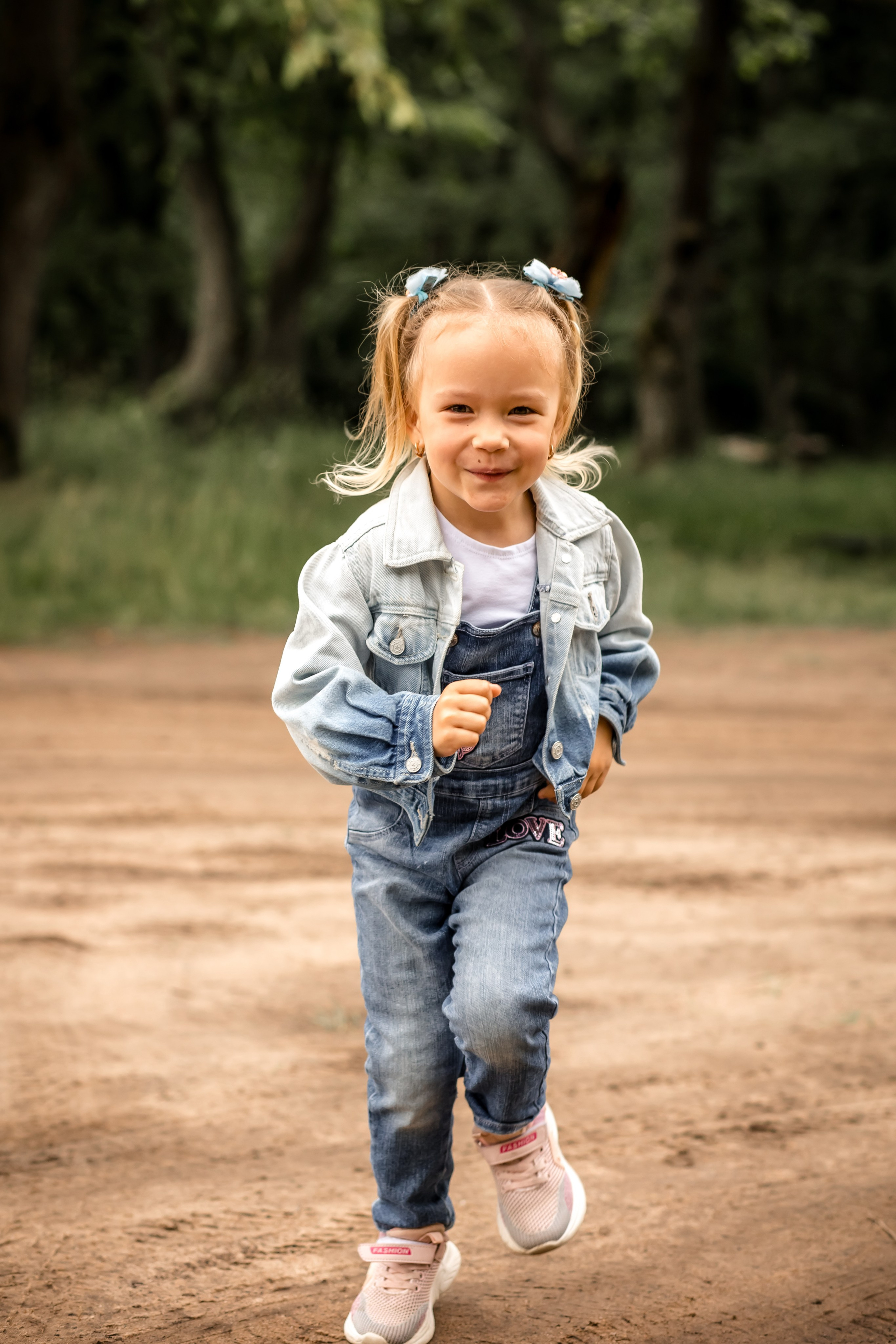 Катя с детками