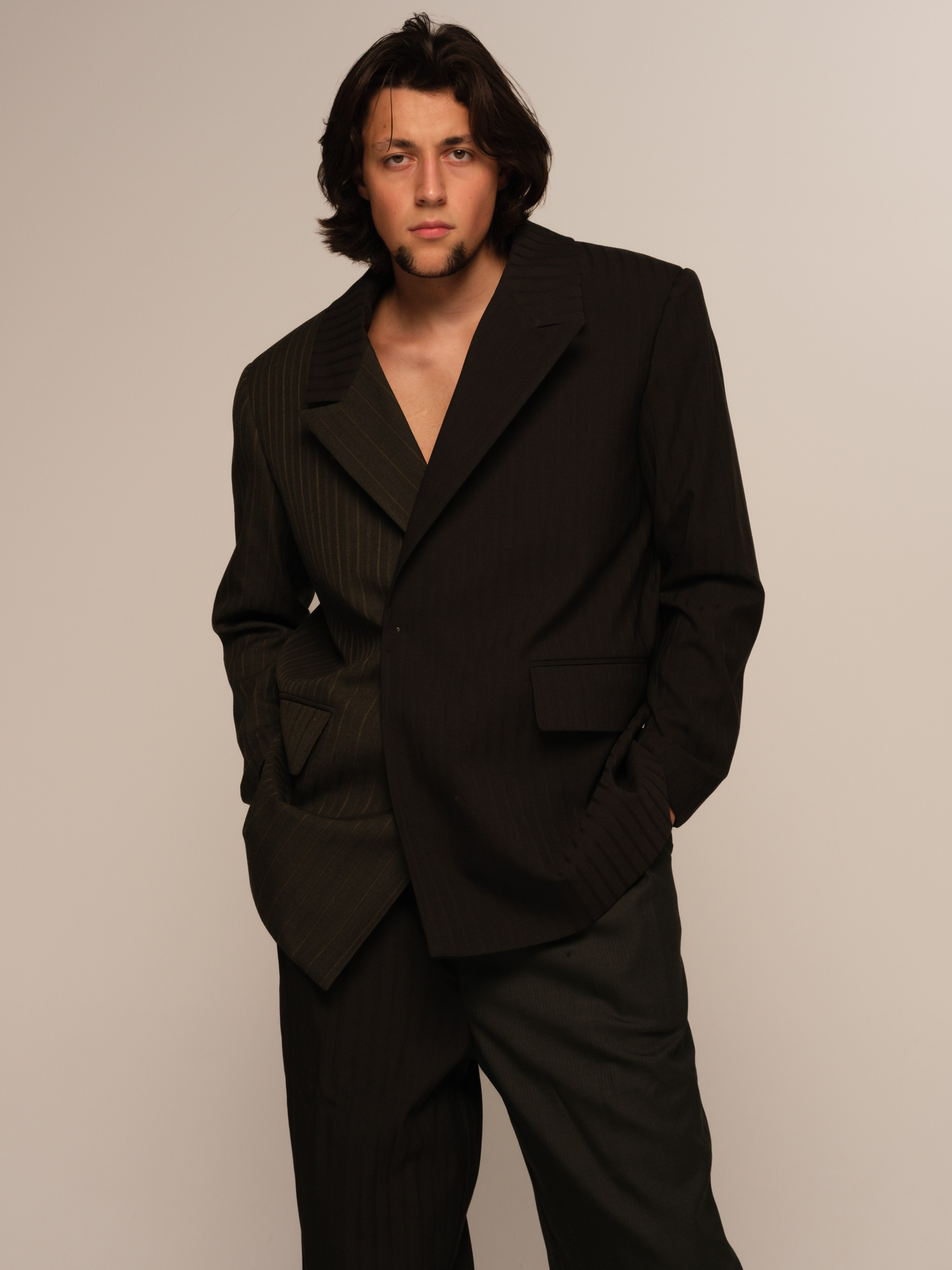 ZHAKOVA BRAND каталог. Мари — фотограф и видеограф из Москвы