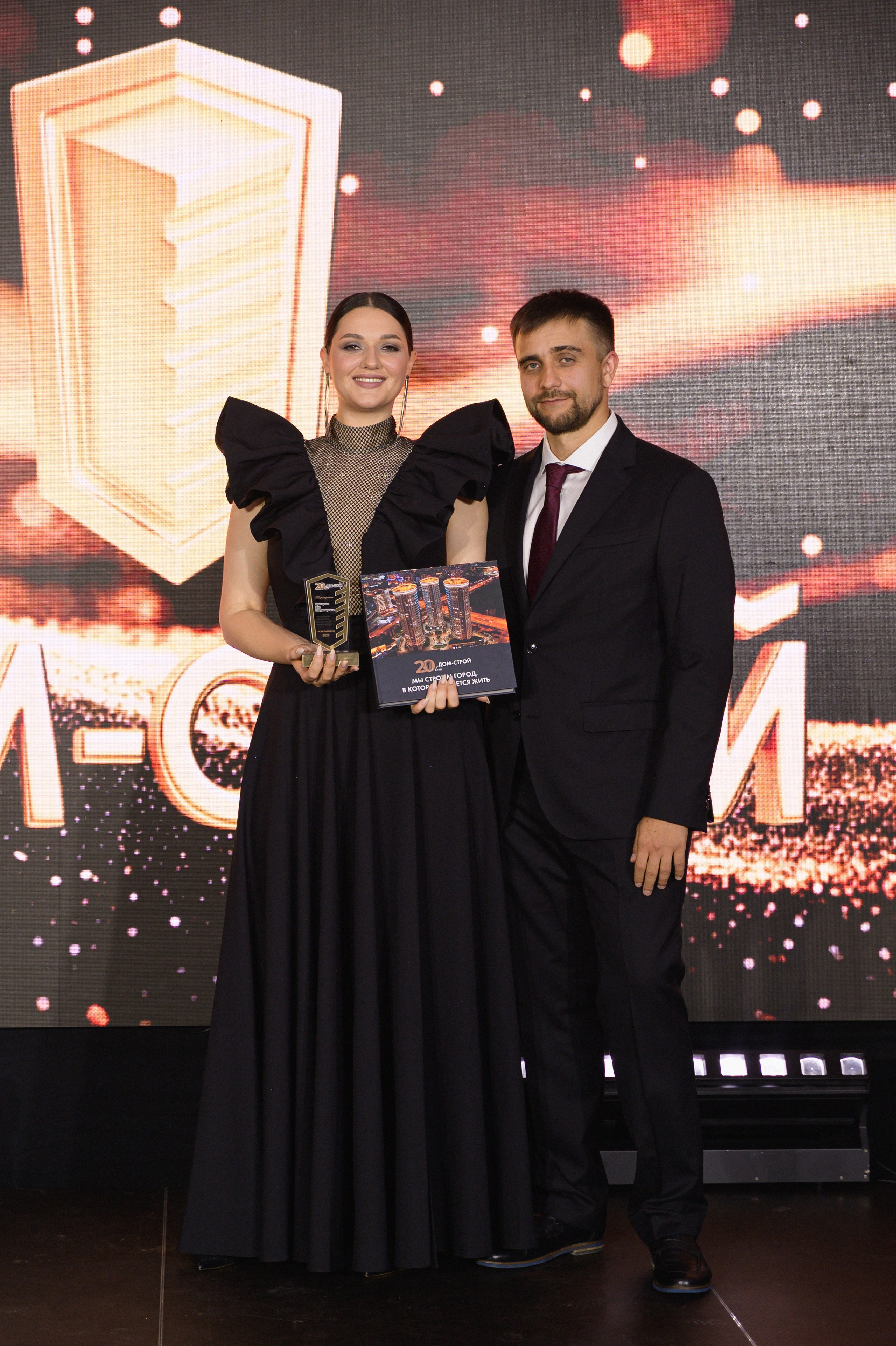 ДОМ-СТРОЙ. Свадебный фотограф в Новосибирске Алена Цизман