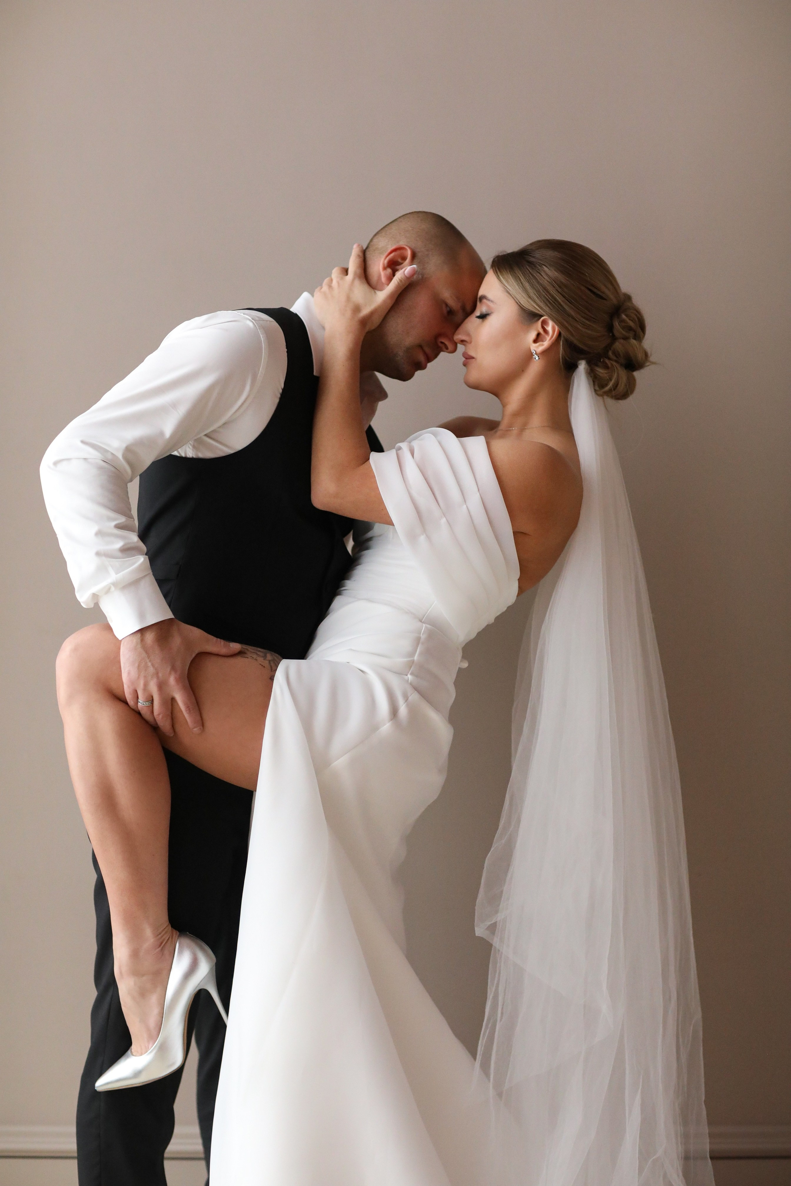 Свадебные фотосессии. Индивидуальные фотосессии, фотограф в Сургуте Анна Водорацкова