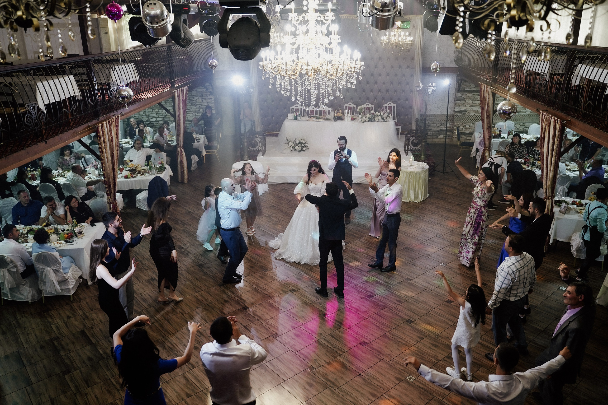 Алиса & Вааг. Фотосъемка и видеосъемка свадеб Липецк