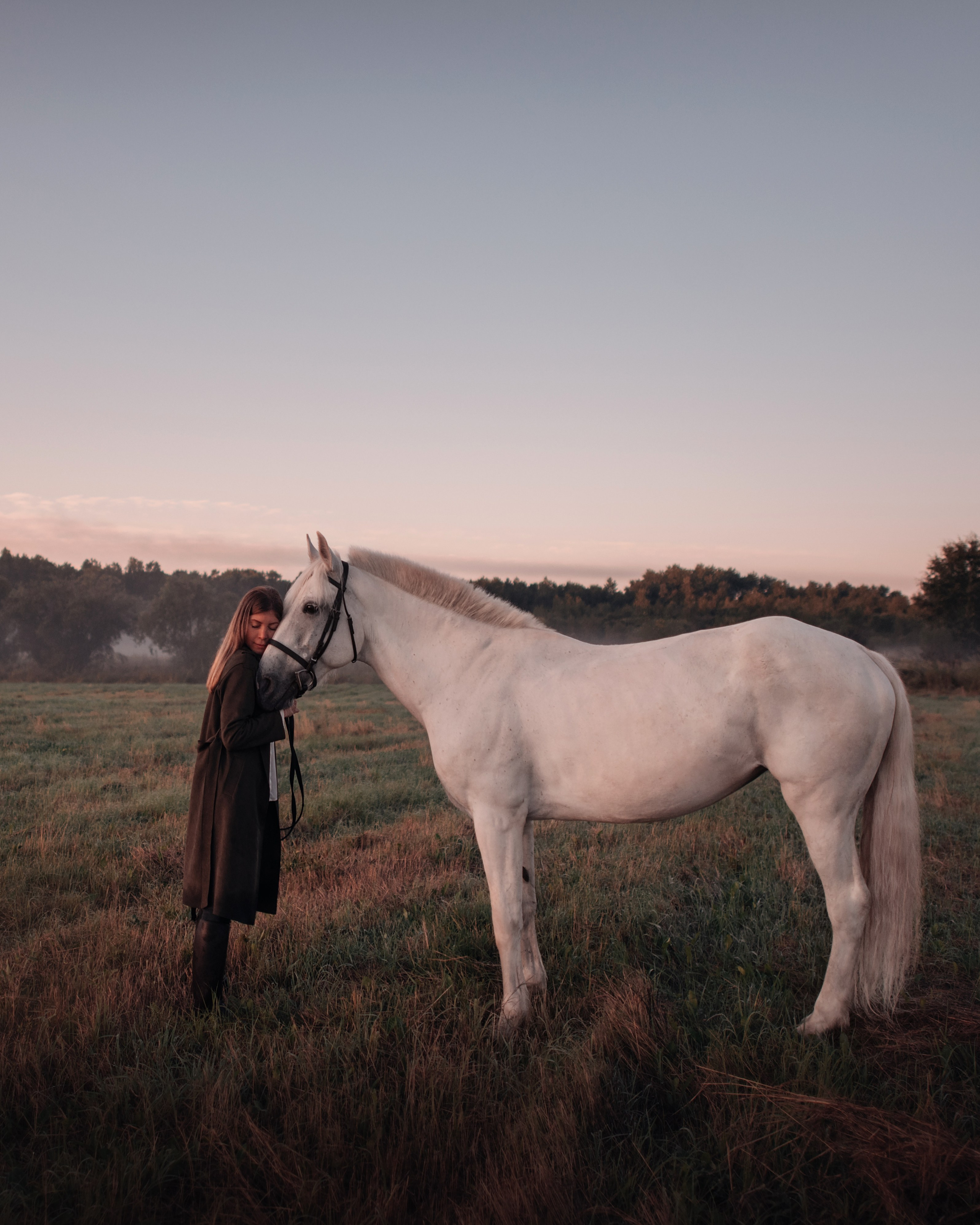 Конное: рассвет на поле с Лерой и Златой. Портфолио