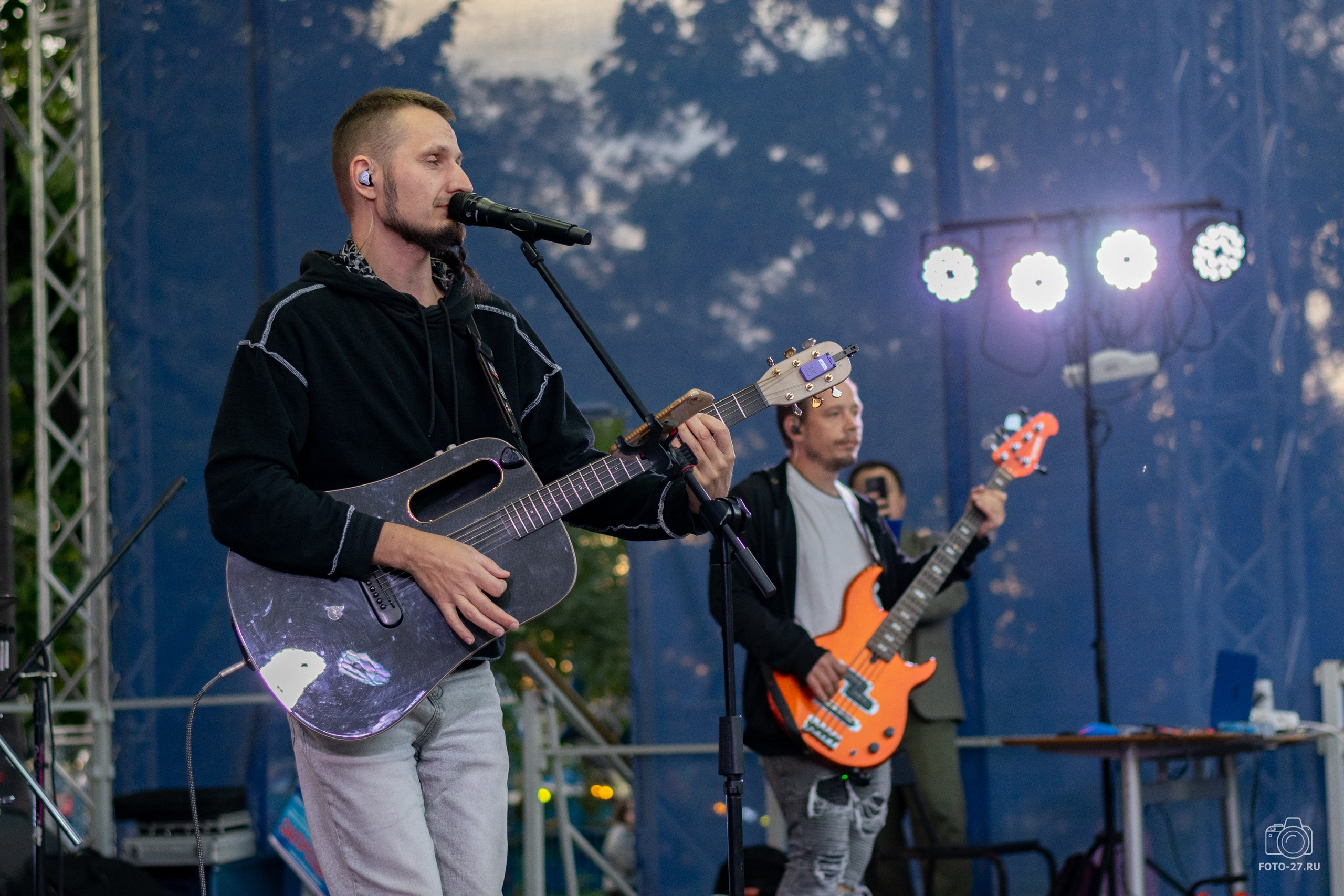 Антон Курдюмов фотограф в Хабаровске Рина Курдюмова фото27 foto27 Антон Дорофеев репортажный репортаж документалист Тони и Рина фотосоздатели Международный фестиваль Рок в защиту животных Хабаровск