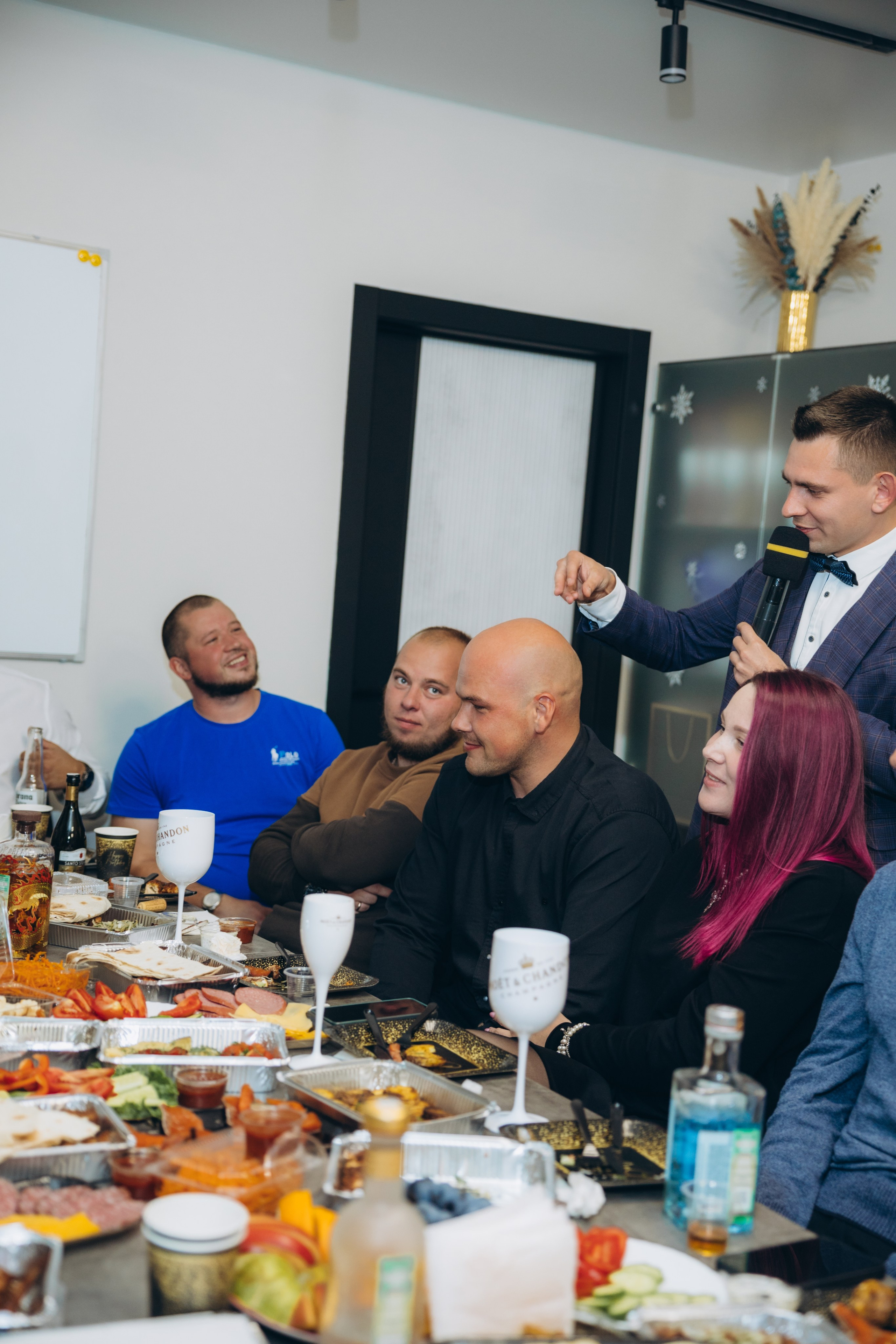 2 года компании «Удачный выбор». Свадебный, семейный фотограф в Иркутске Светлана Макаричева