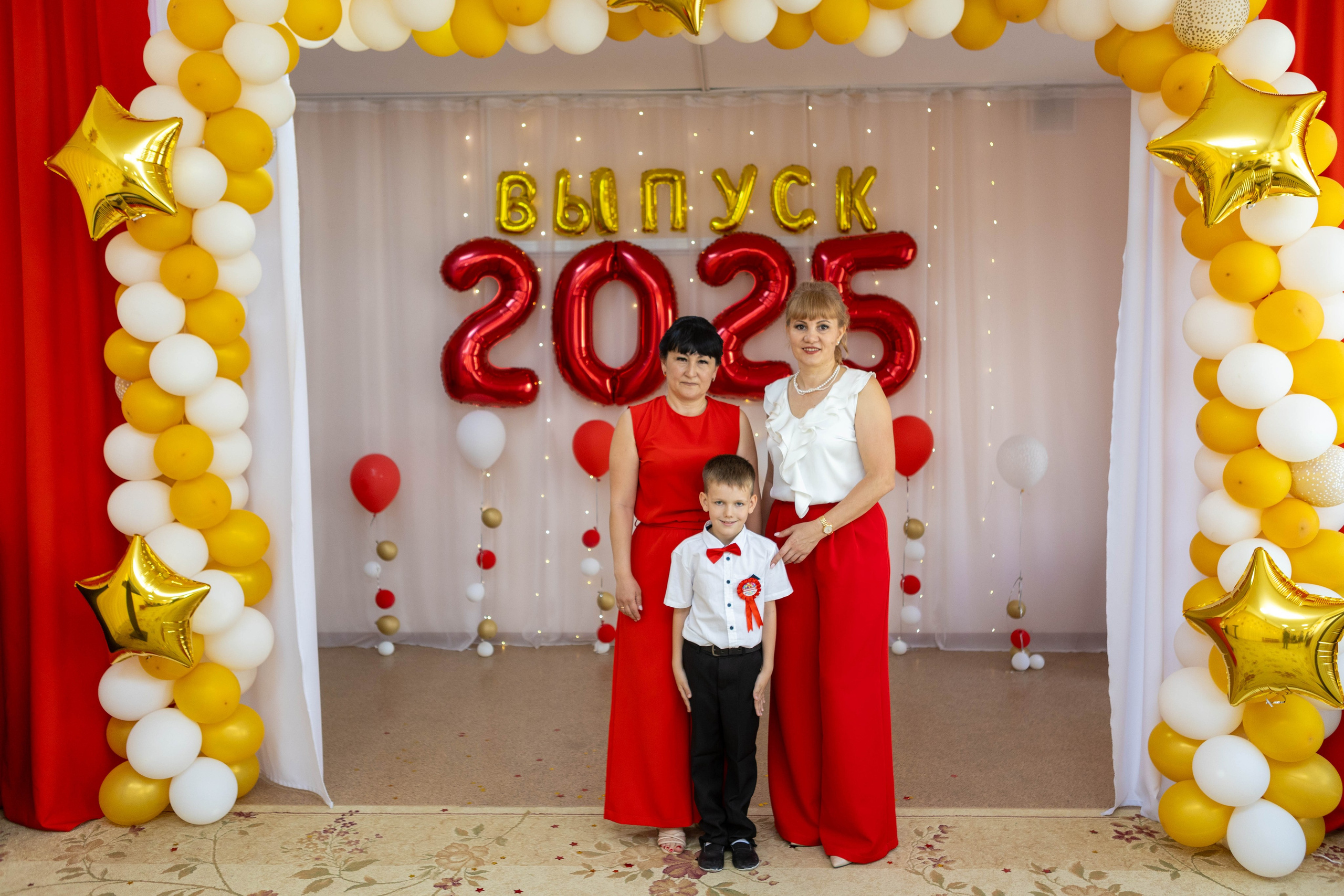 Выпускной в детскому саду 2025 год. Свадебный и предметный фотограф Ренат Каламперов