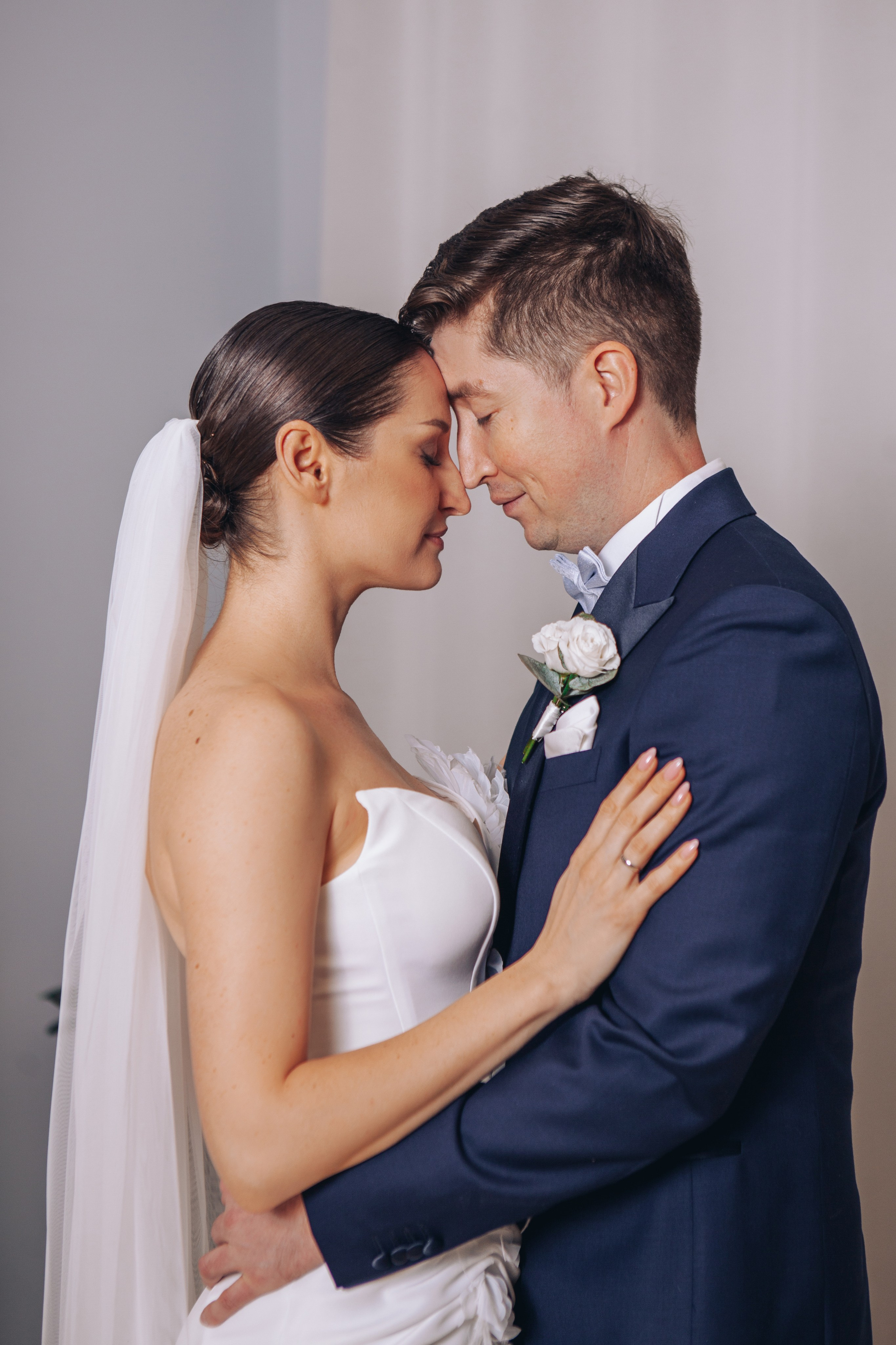 Фотосессия жениха и невесты в шипиловском загсе. Фотограф Ольга Ефремова