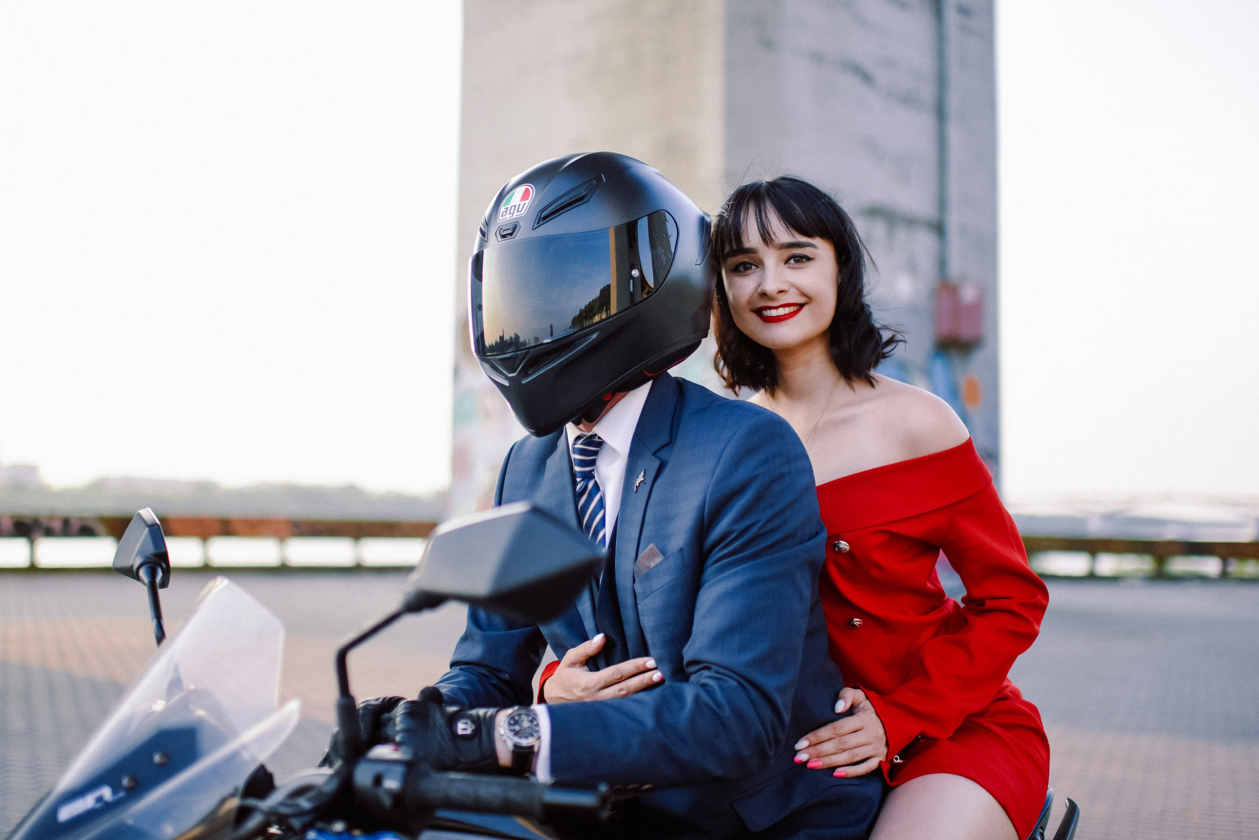 Двое. Универсальный фотограф и видеограф