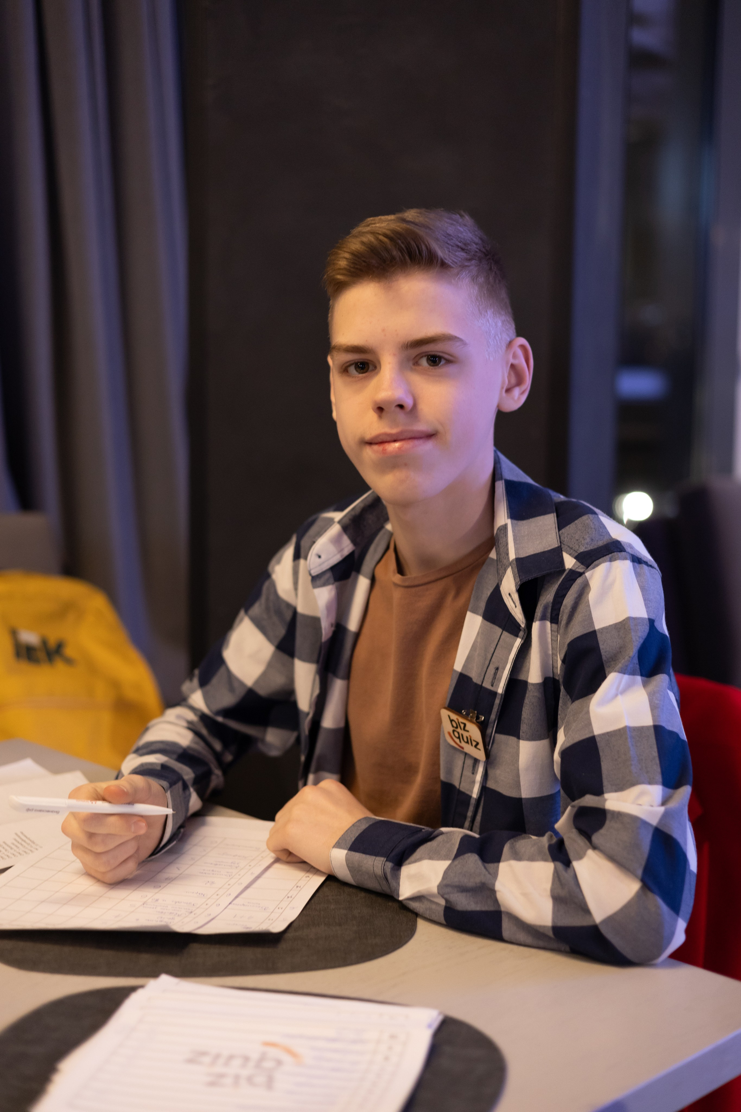 13ая BIZ QUIZ: деловая игра | Красноярск. Фотограф Красноярск съемки лавстори, фотосессия в студии, портретная съемка, творческие фотосессии