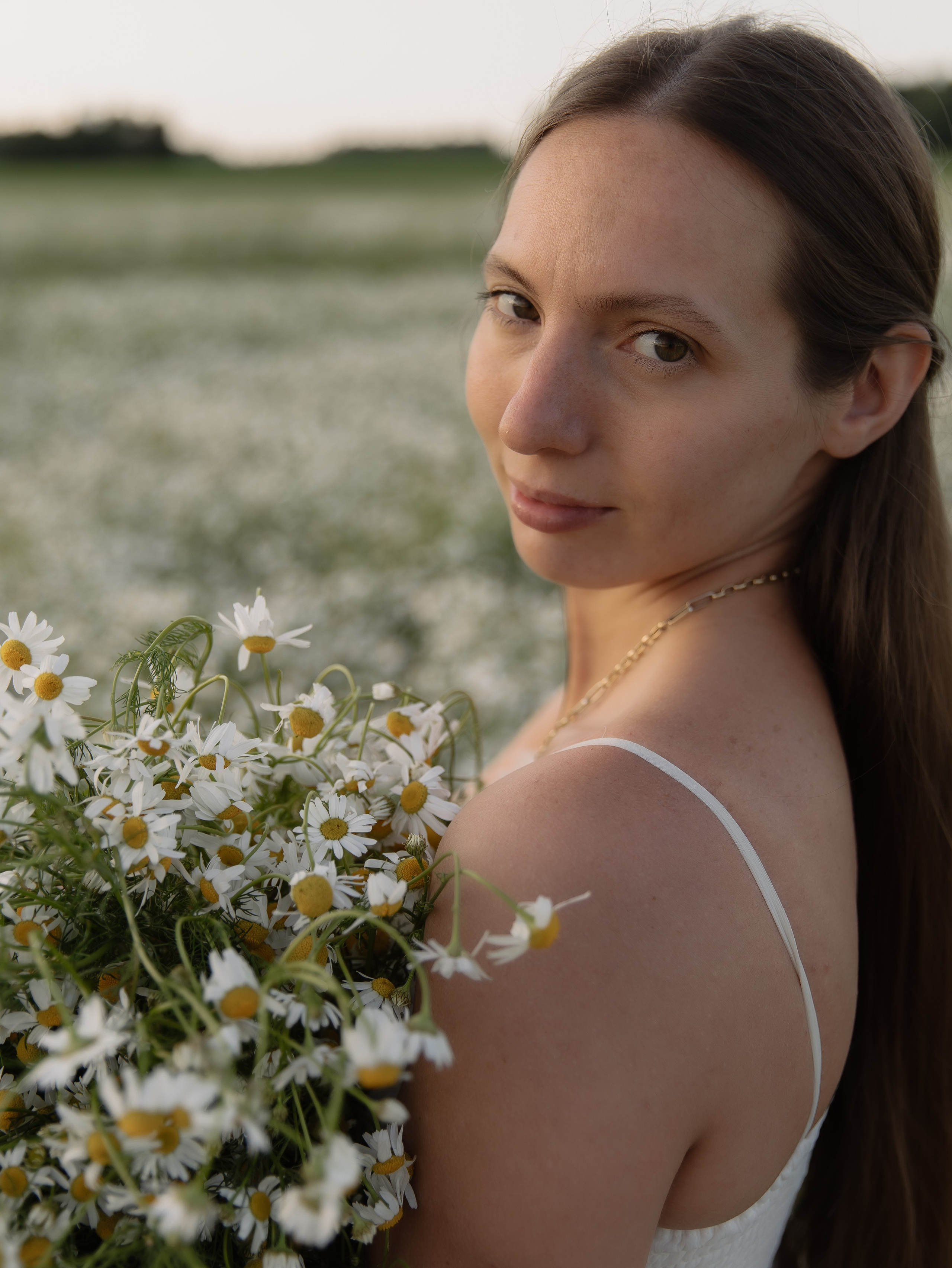 Фотосессия в ромашках Челябинск. СВАДЕБНЫЙ ФОТОГРАФ ЧЕЛЯБИНСК