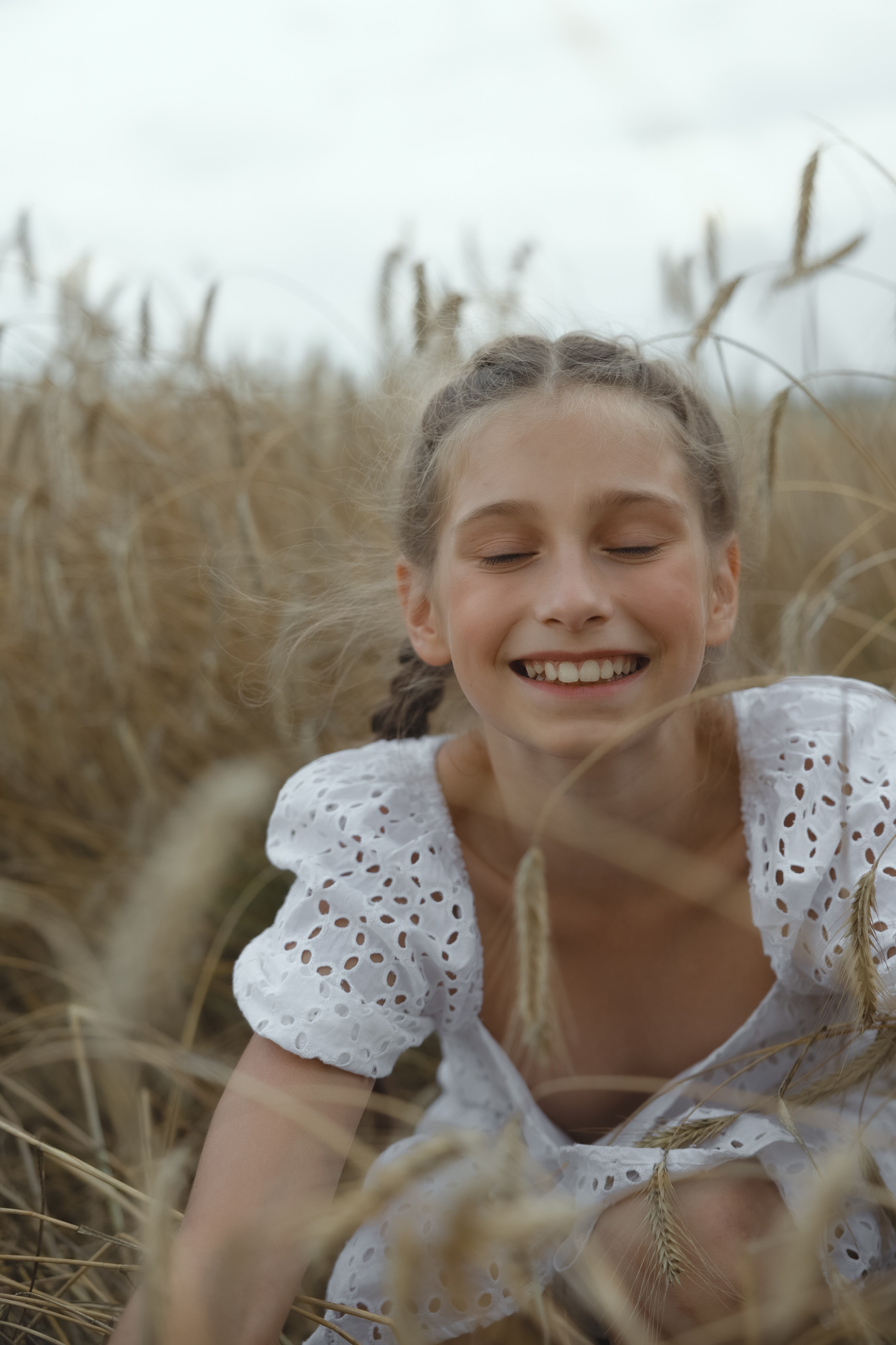 Девочки в поле. Семейный фотограф в городе Тула Любовь Сабирова