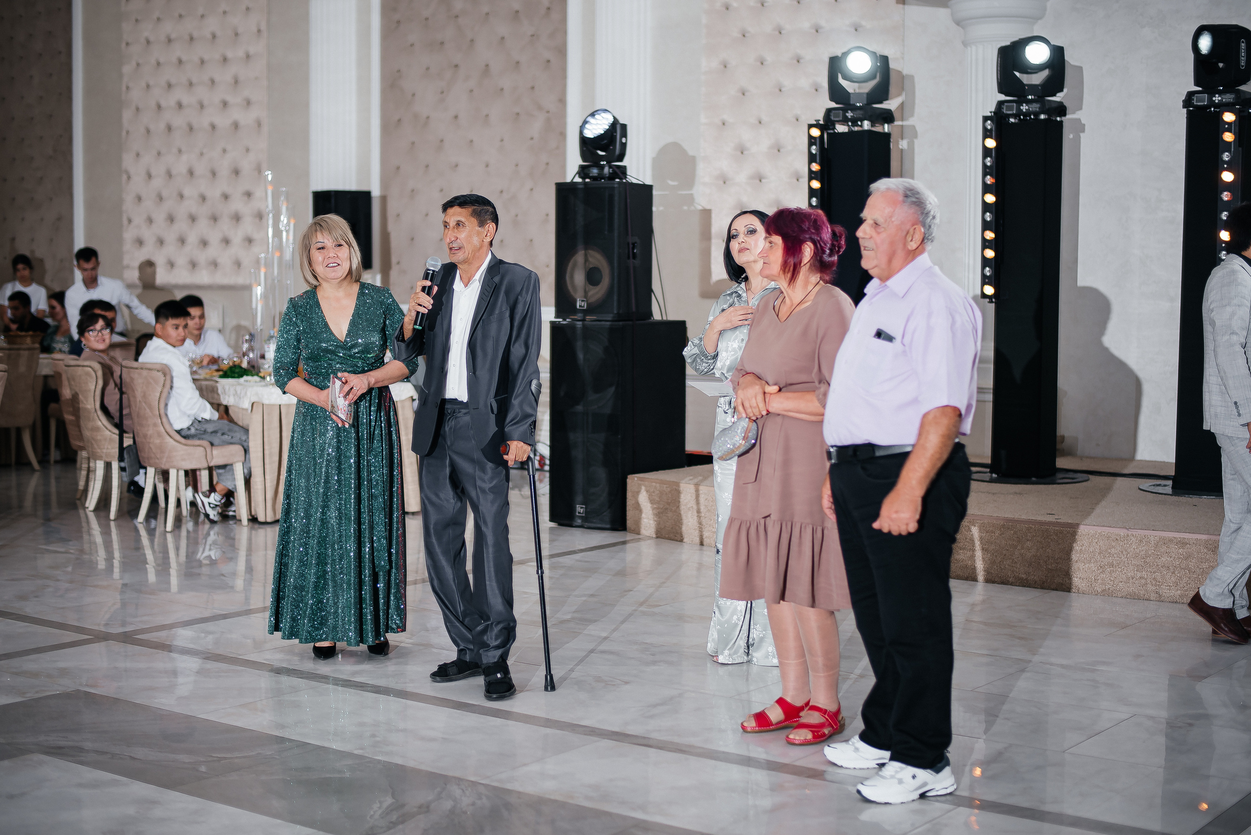 Дамир и Елизавета. Свадебные фотограф и видеограф в Саратове